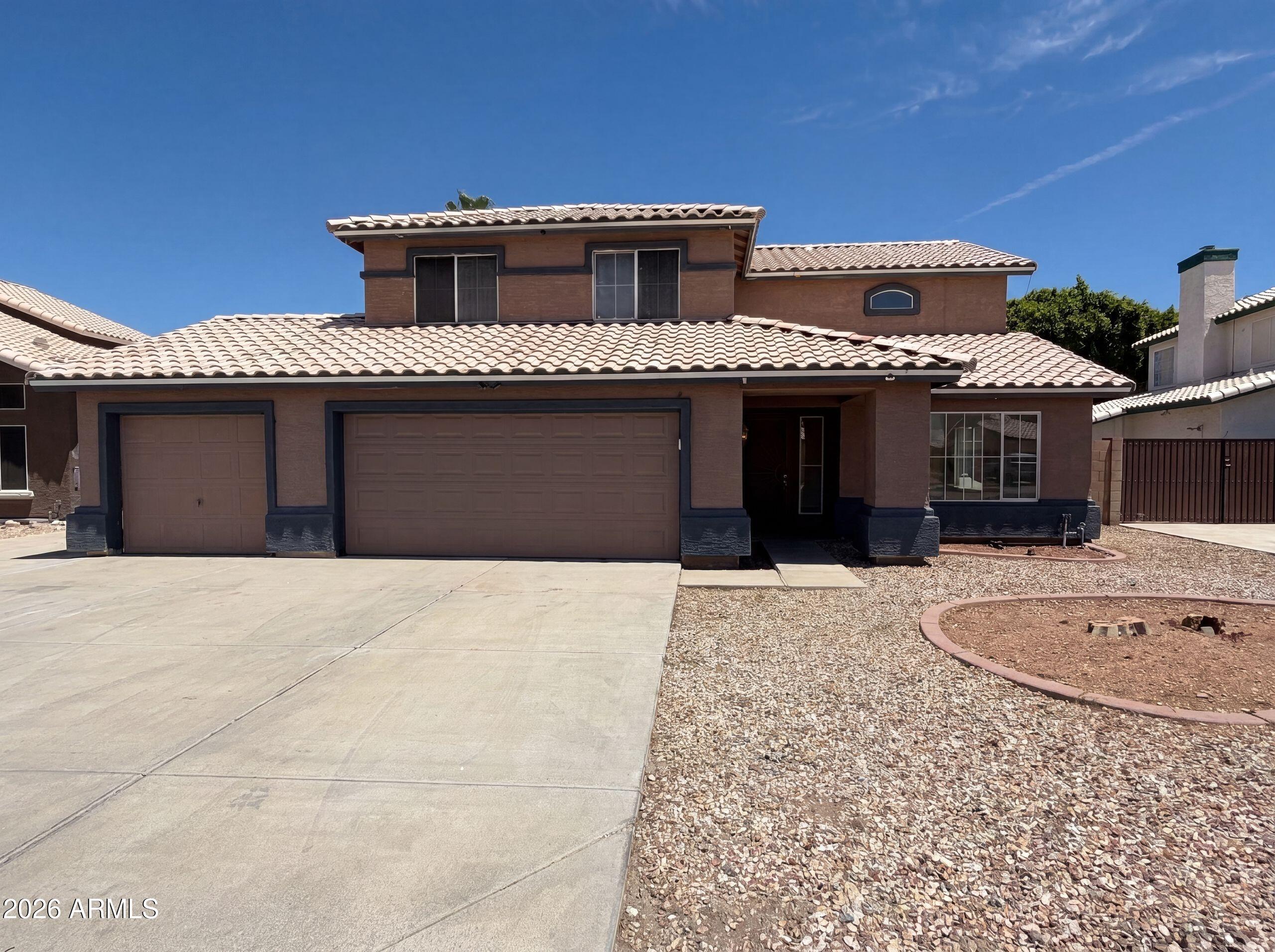10860 W Lone Cactus Drive — photo