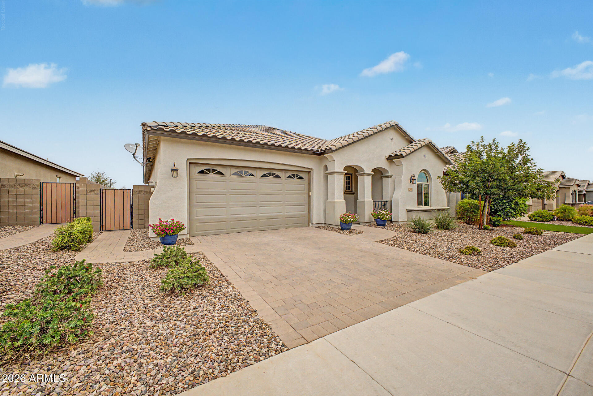 2844 W Roosevelt Drive — photo