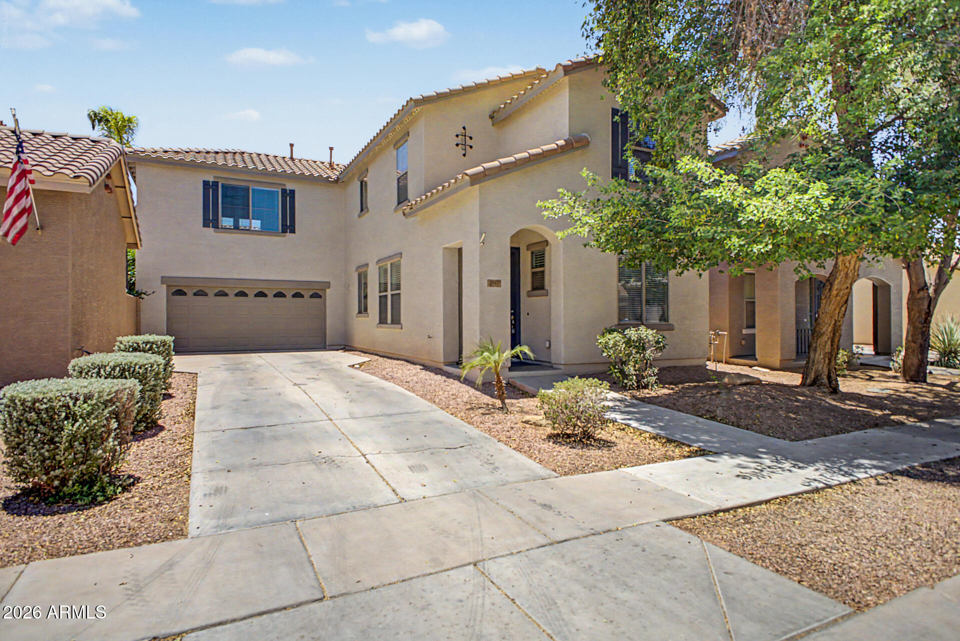 3317 E Carla Vista Drive — photo