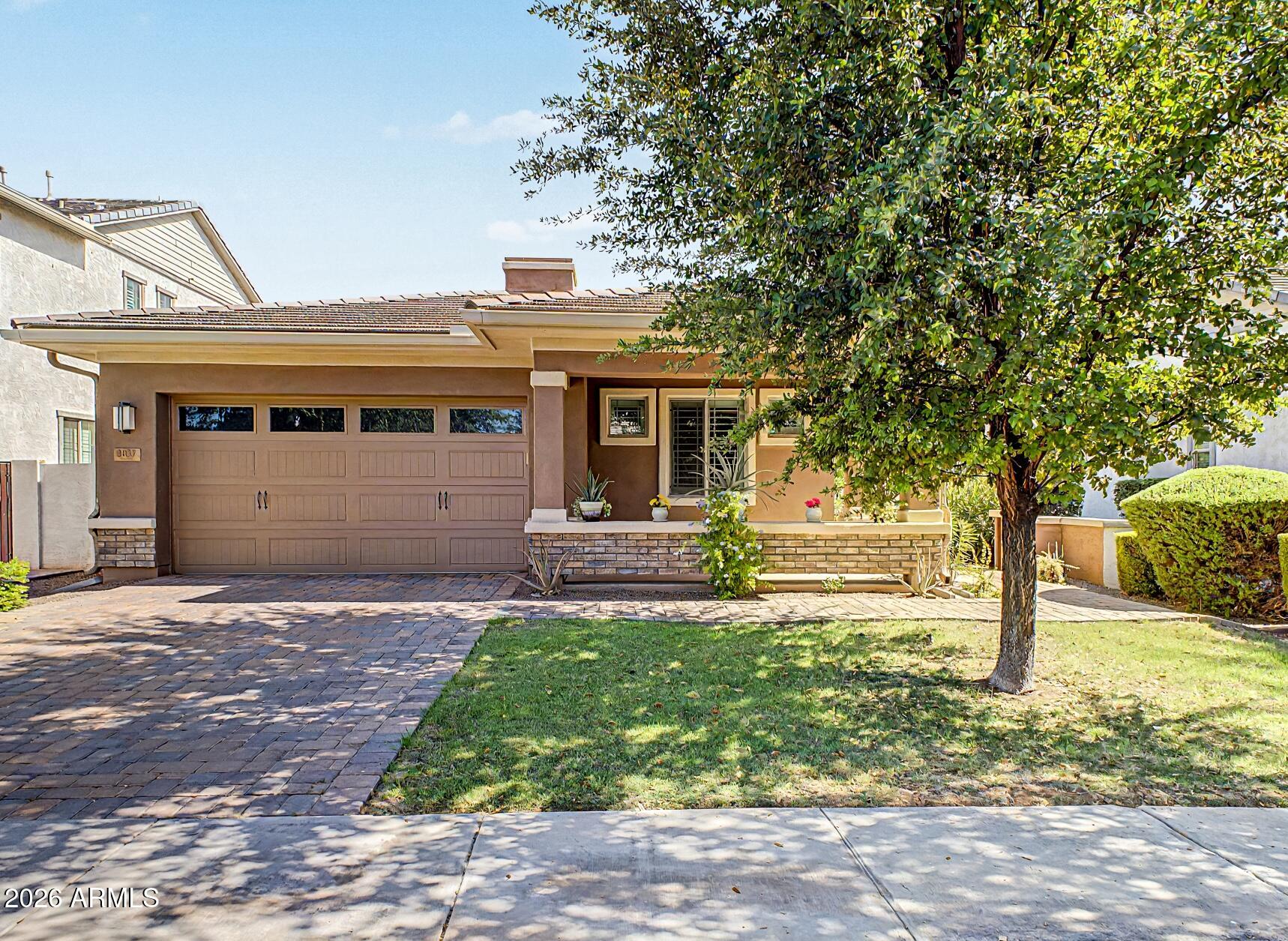 3037 E Sagebrush Street — photo