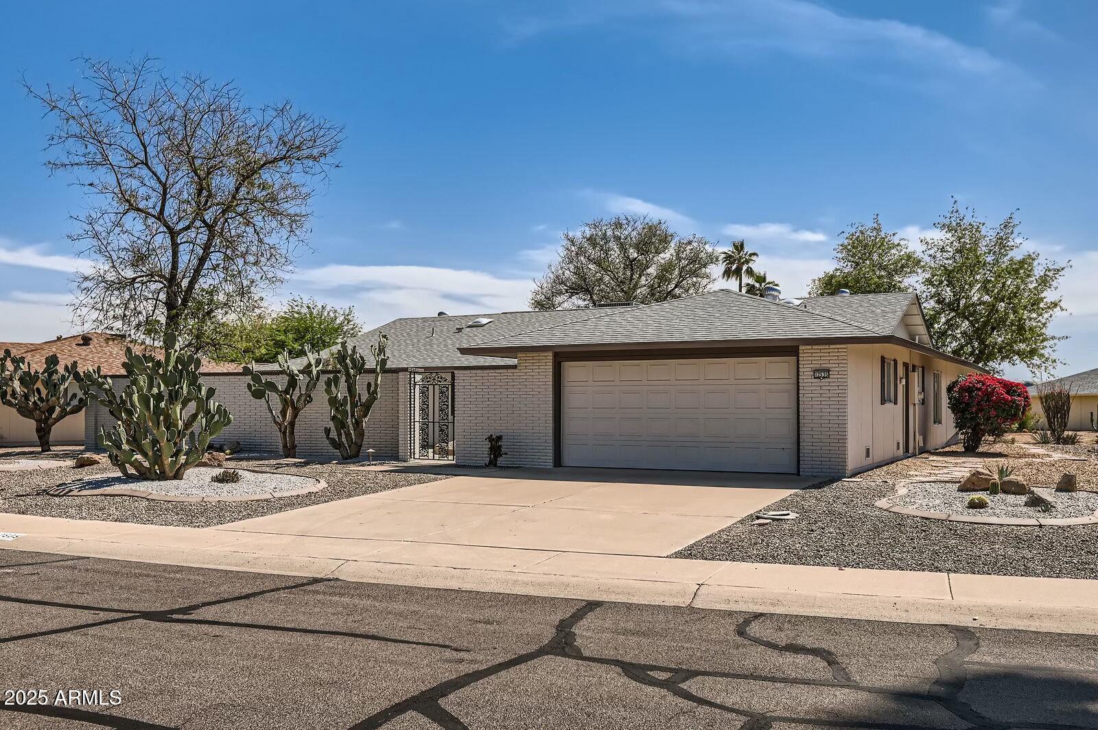 12535 W Skyview Drive — photo