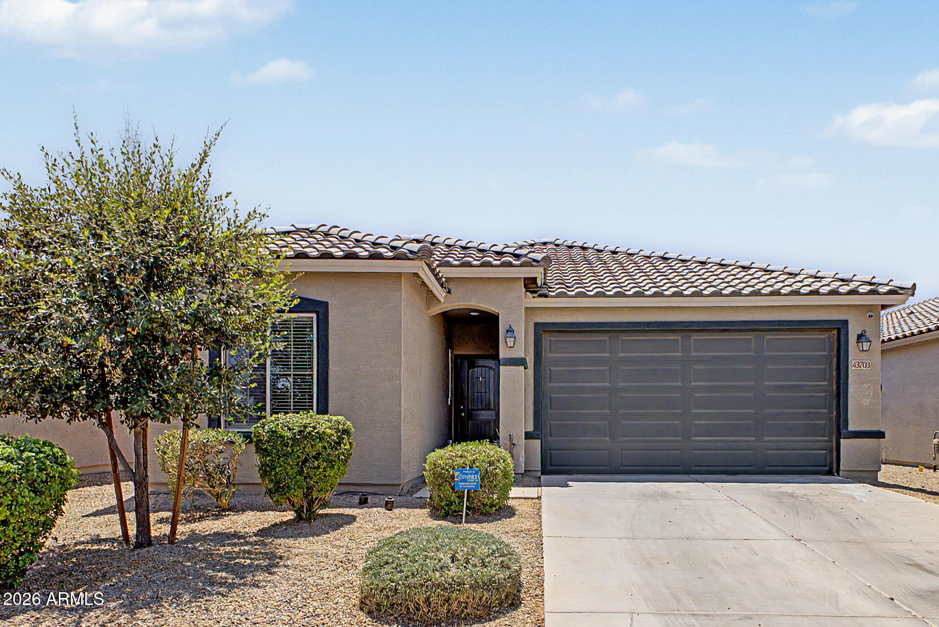 43703 W Acacia Avenue — photo