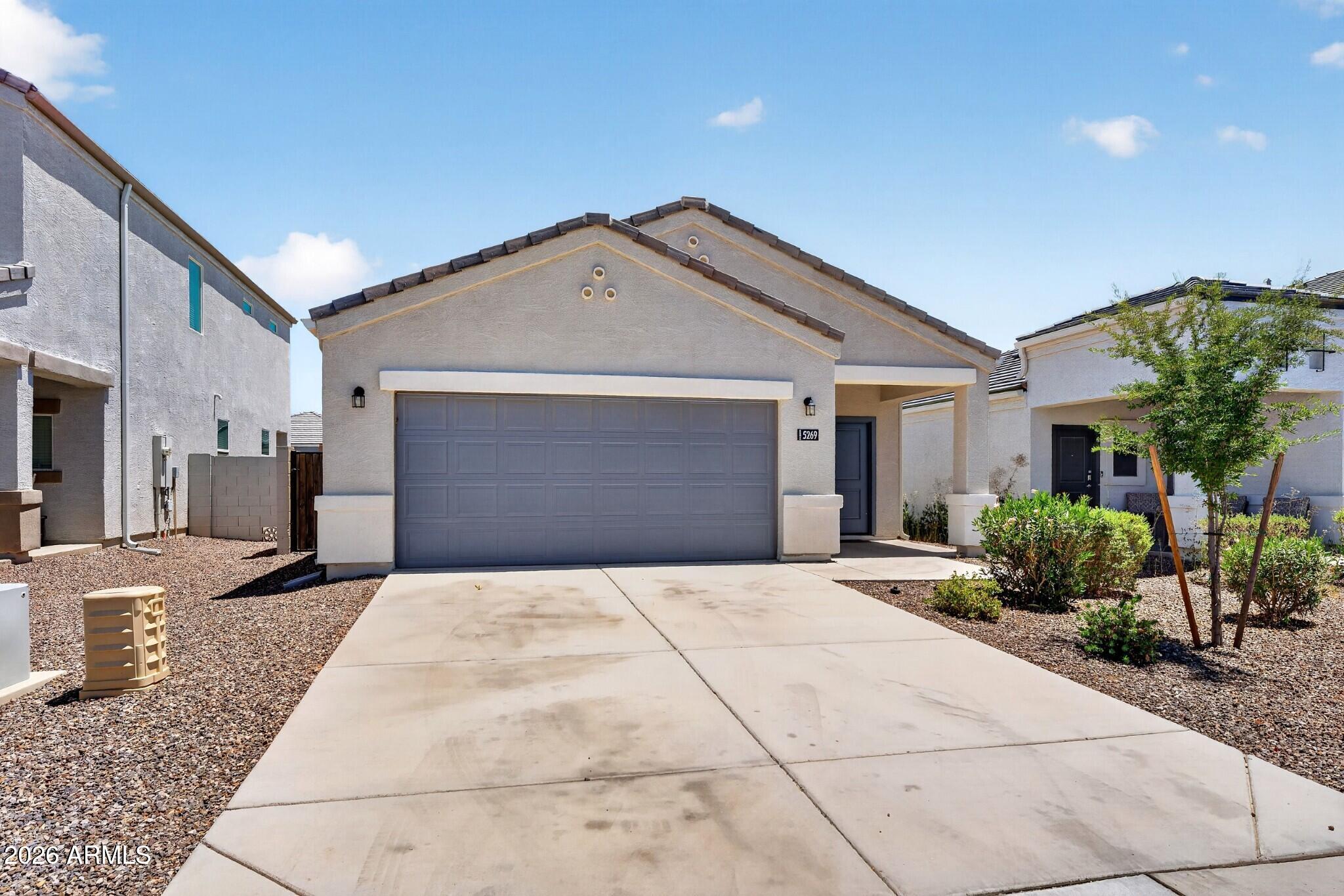 5269 E Gummite Drive — photo
