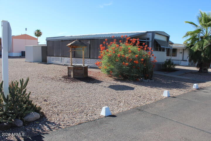 747 E Germann Road 104 — photo