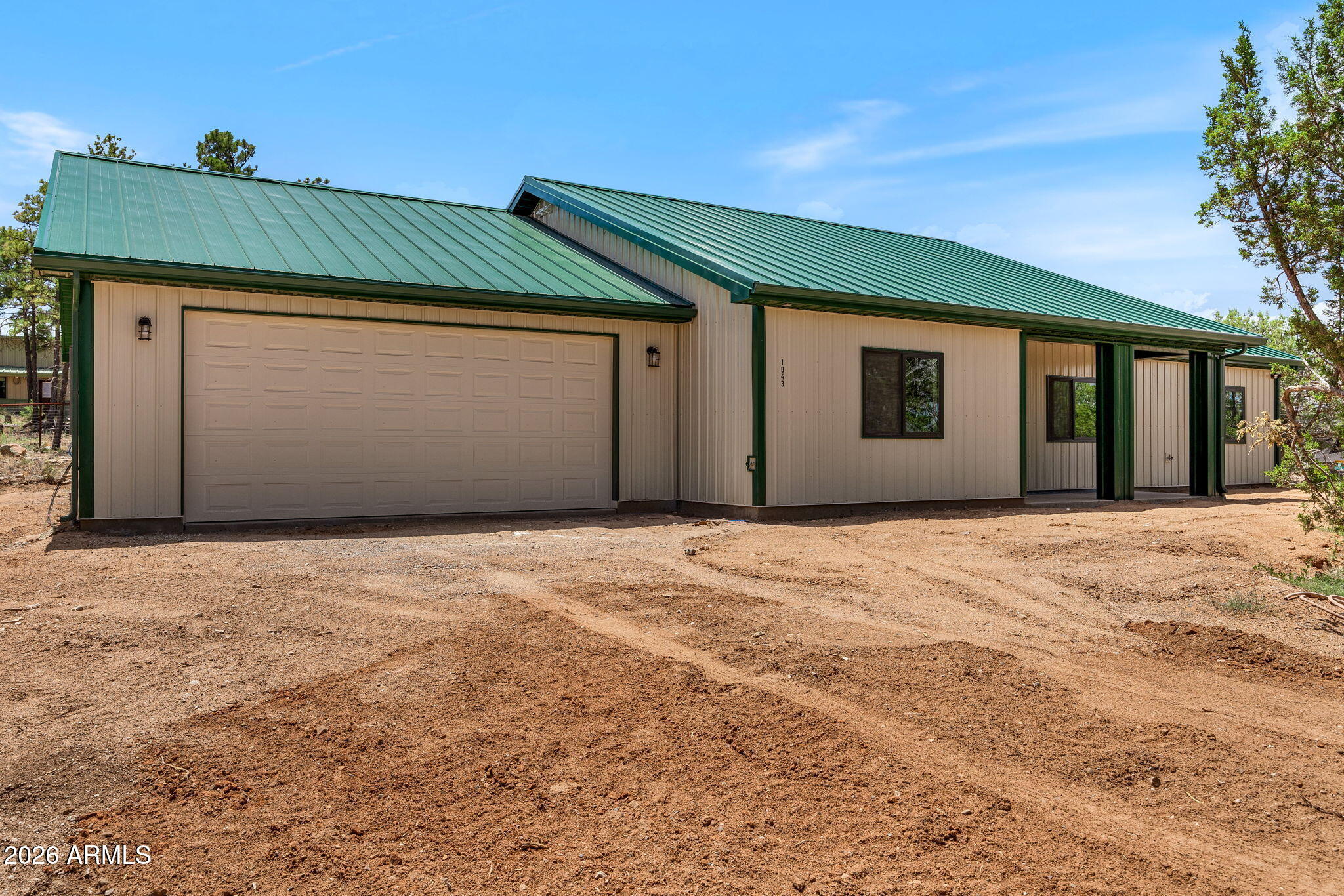 1043 School House Lane — photo