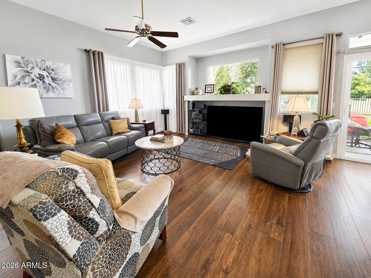 2544 E Calle Del Norte Drive — photo