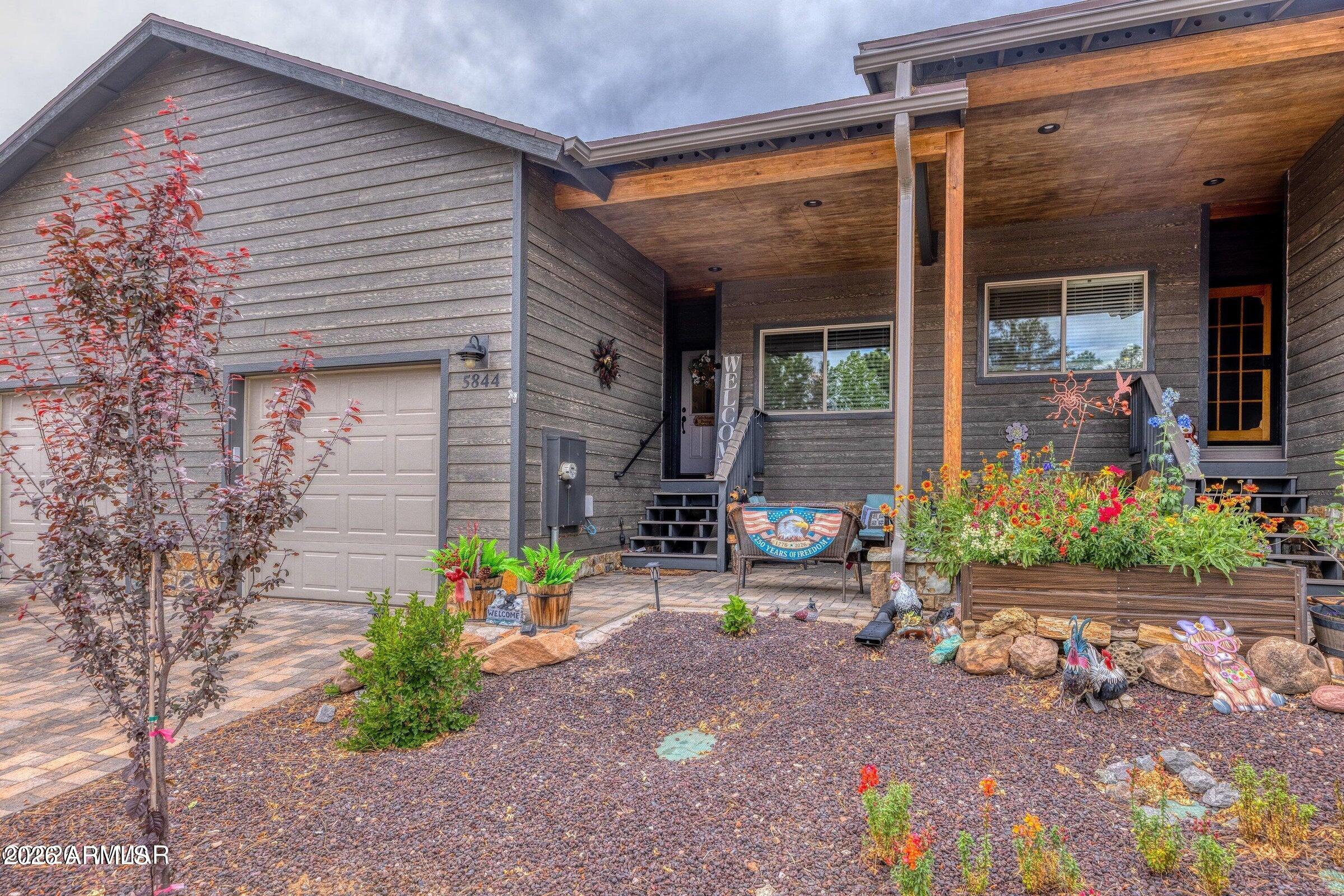 5844 Saturn Drive — photo