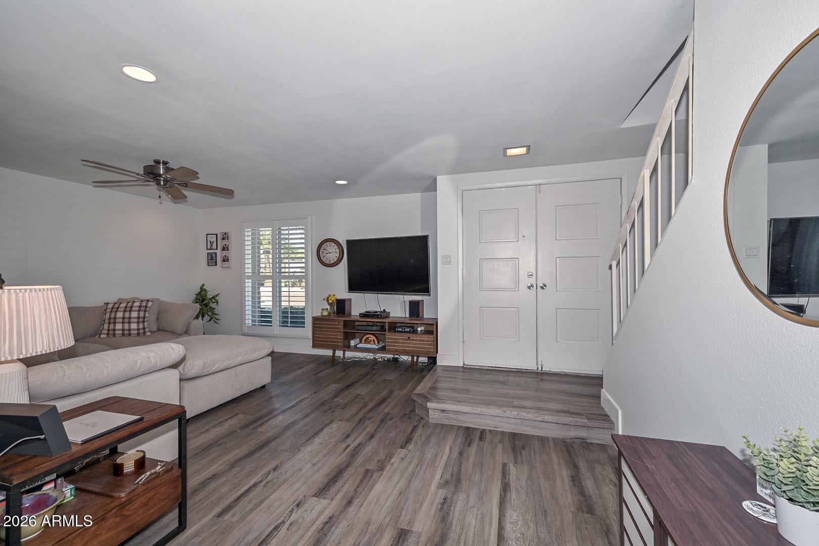8305 E Vista Drive — photo