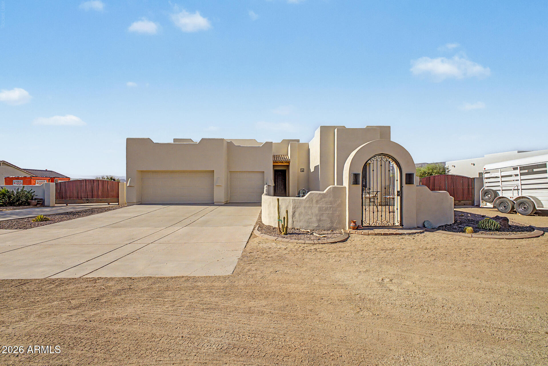 1120 E Circle Mountain Road — photo