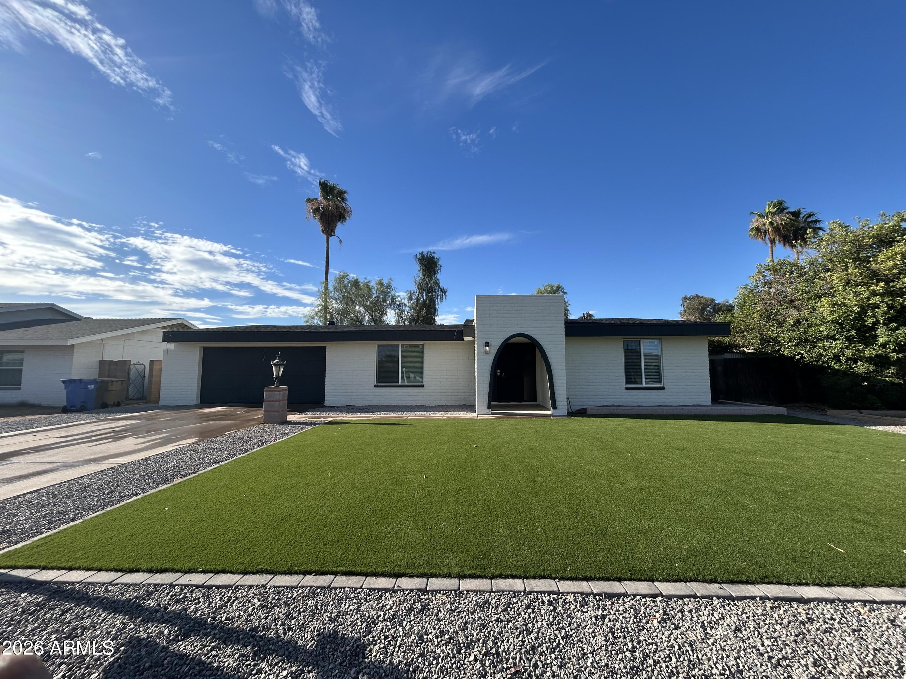 4136 W Caron Street — photo