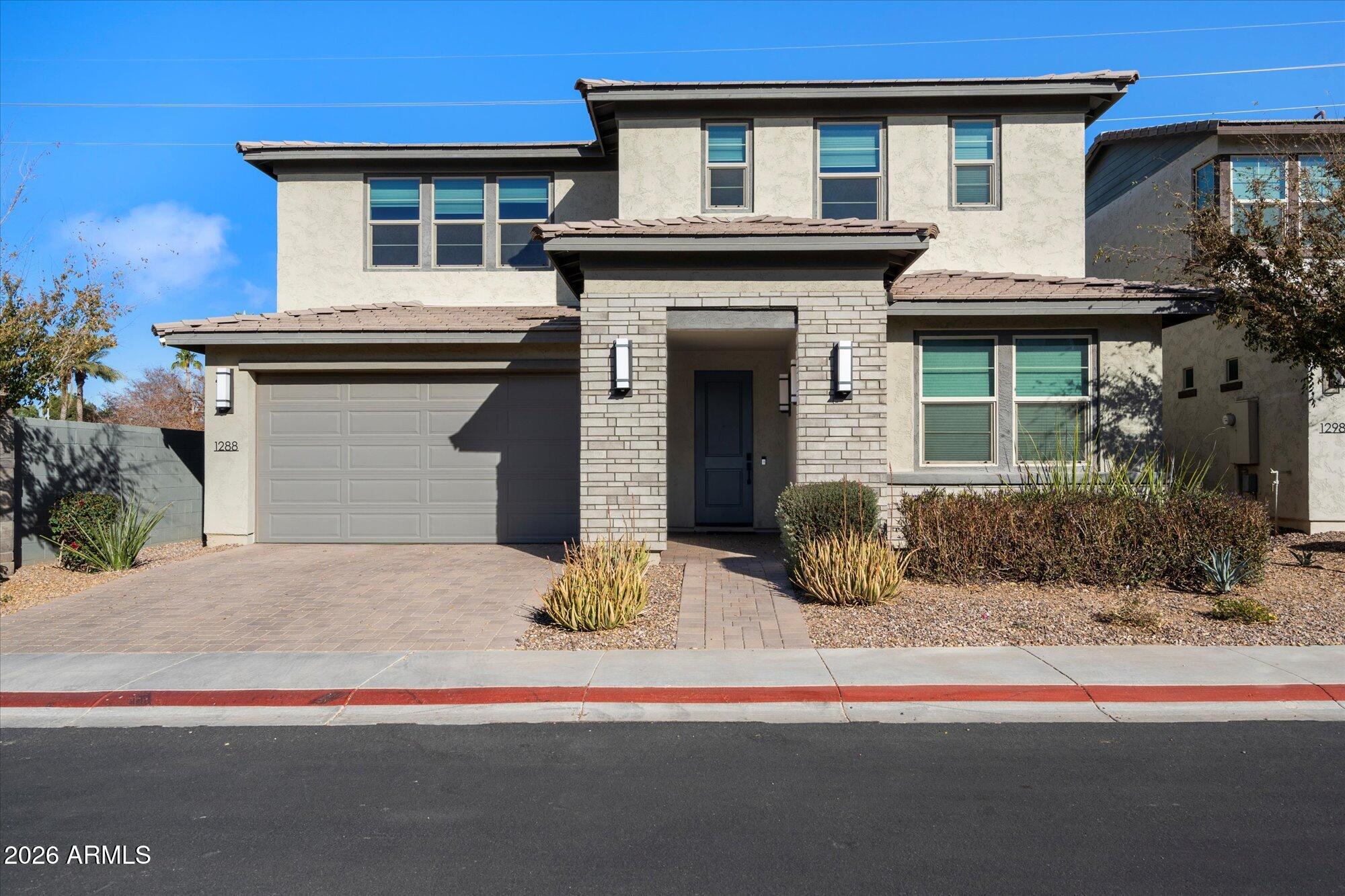 1288 E Derringer Way — photo