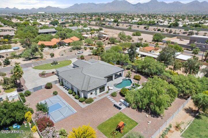 8645 E Wood Drive — photo