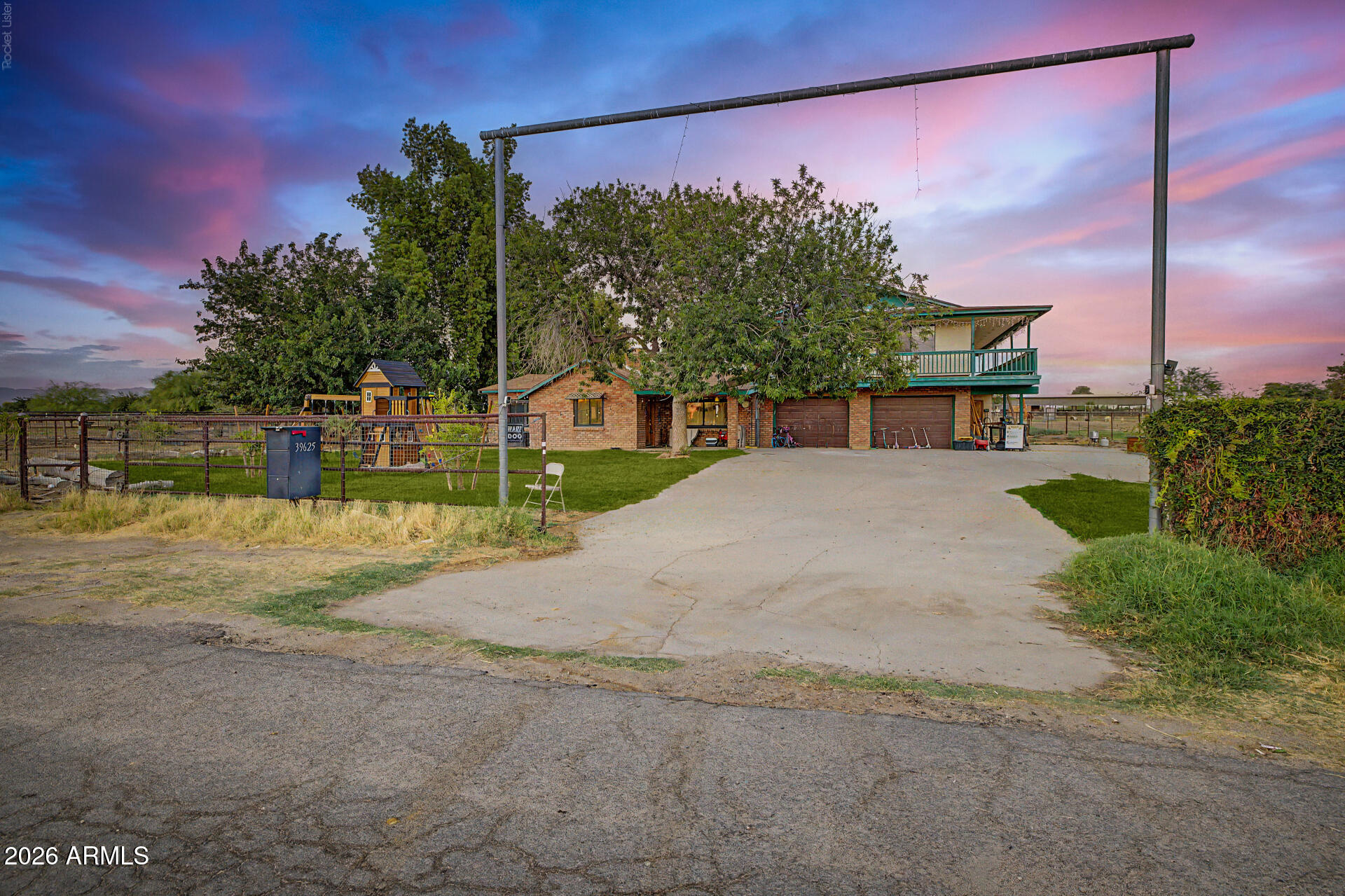 39625 N Taylor Street — photo