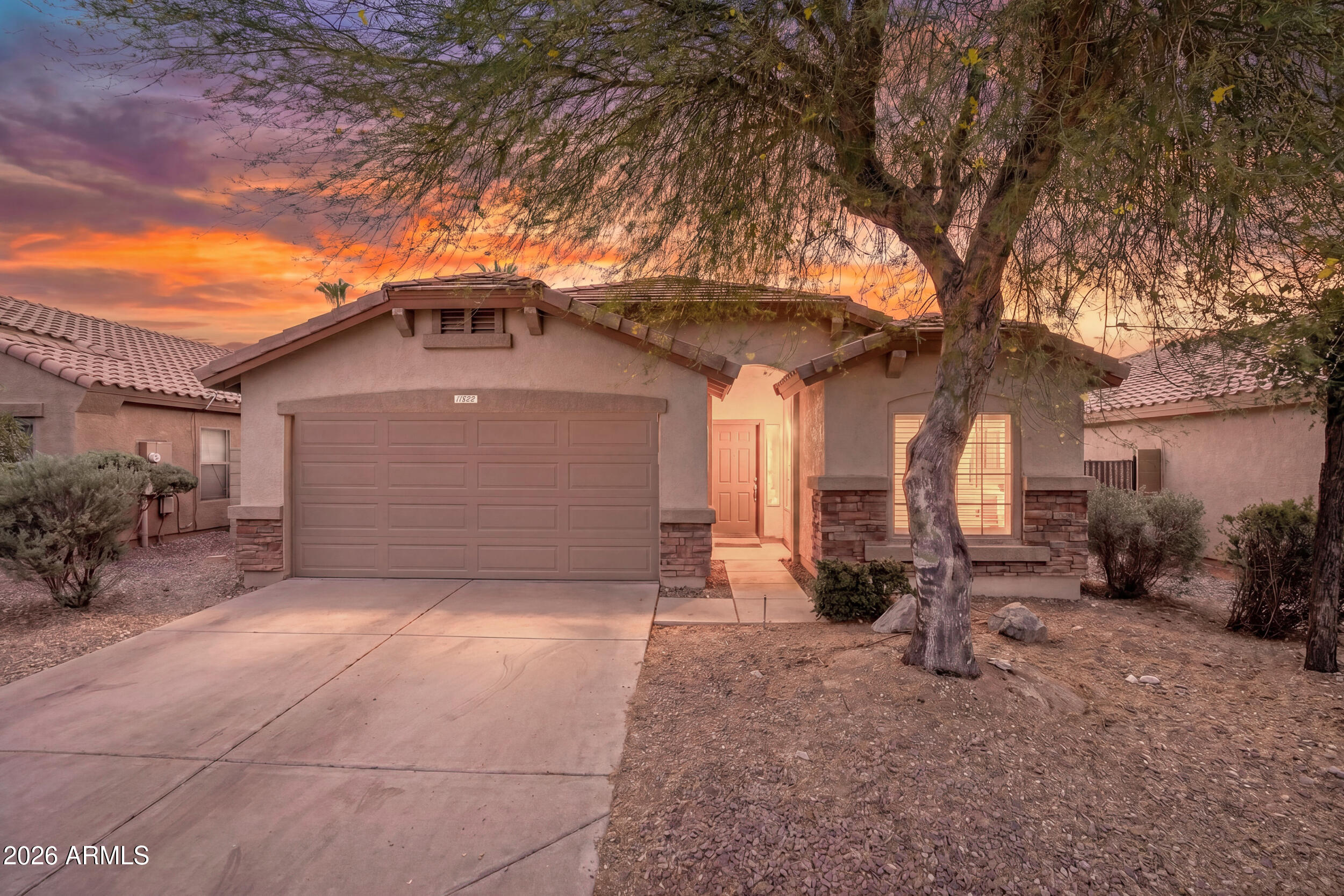 11822 W Flanagan Street — photo