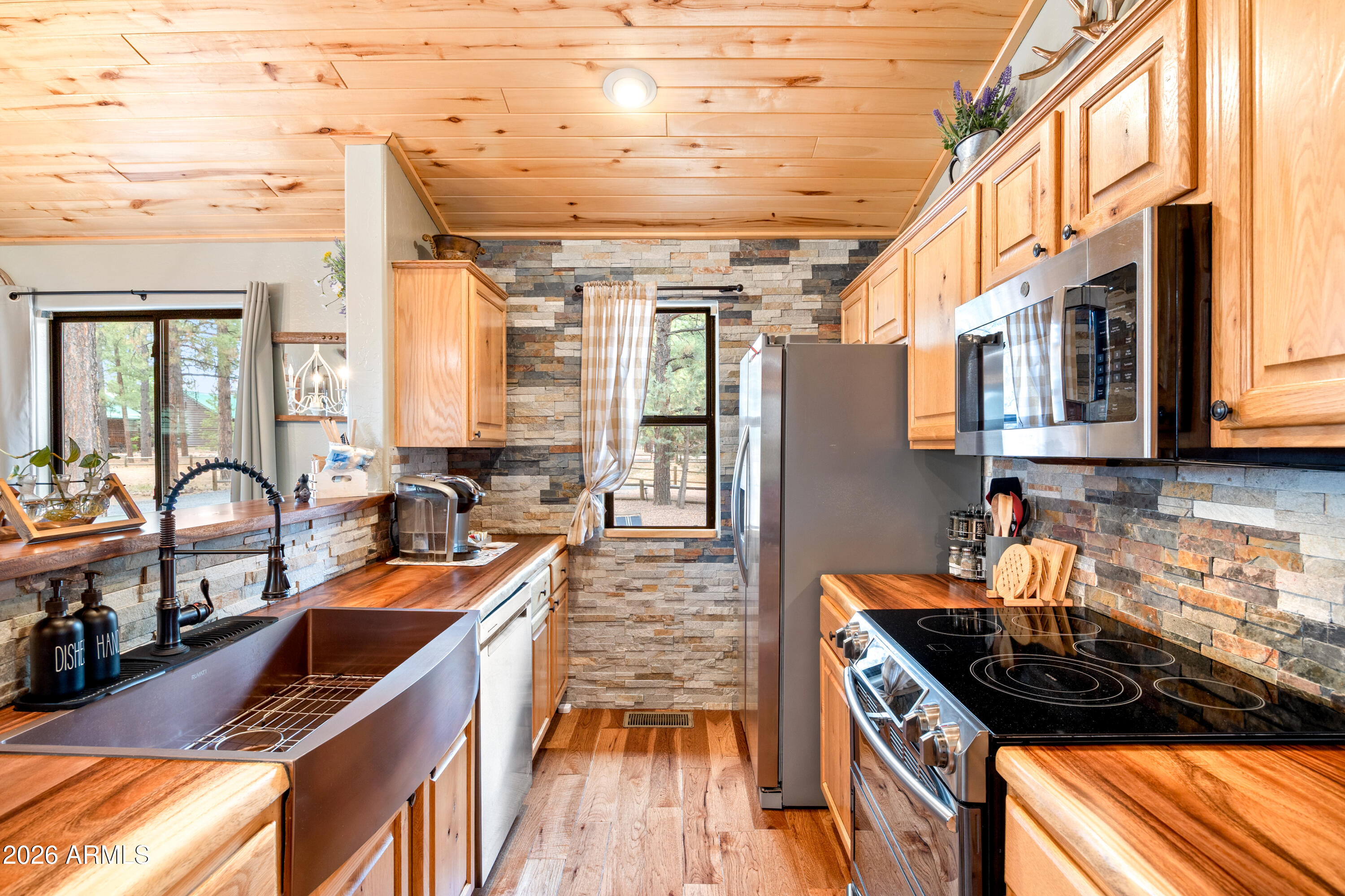 2722 High Pine Loop — photo