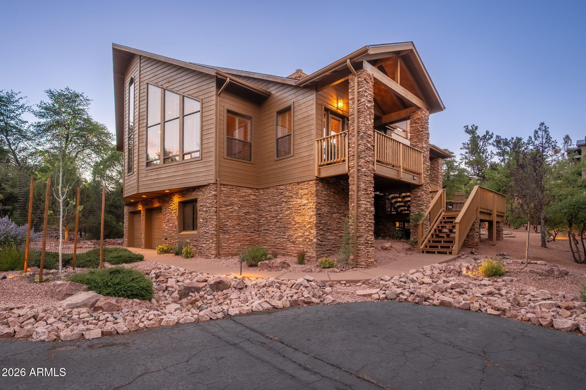 2500 E Scenic Drive — photo