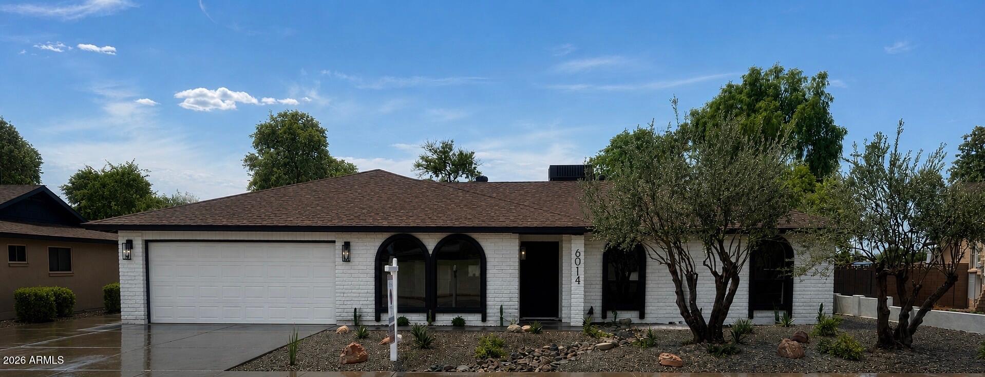 6014 S Dorsey Lane — photo