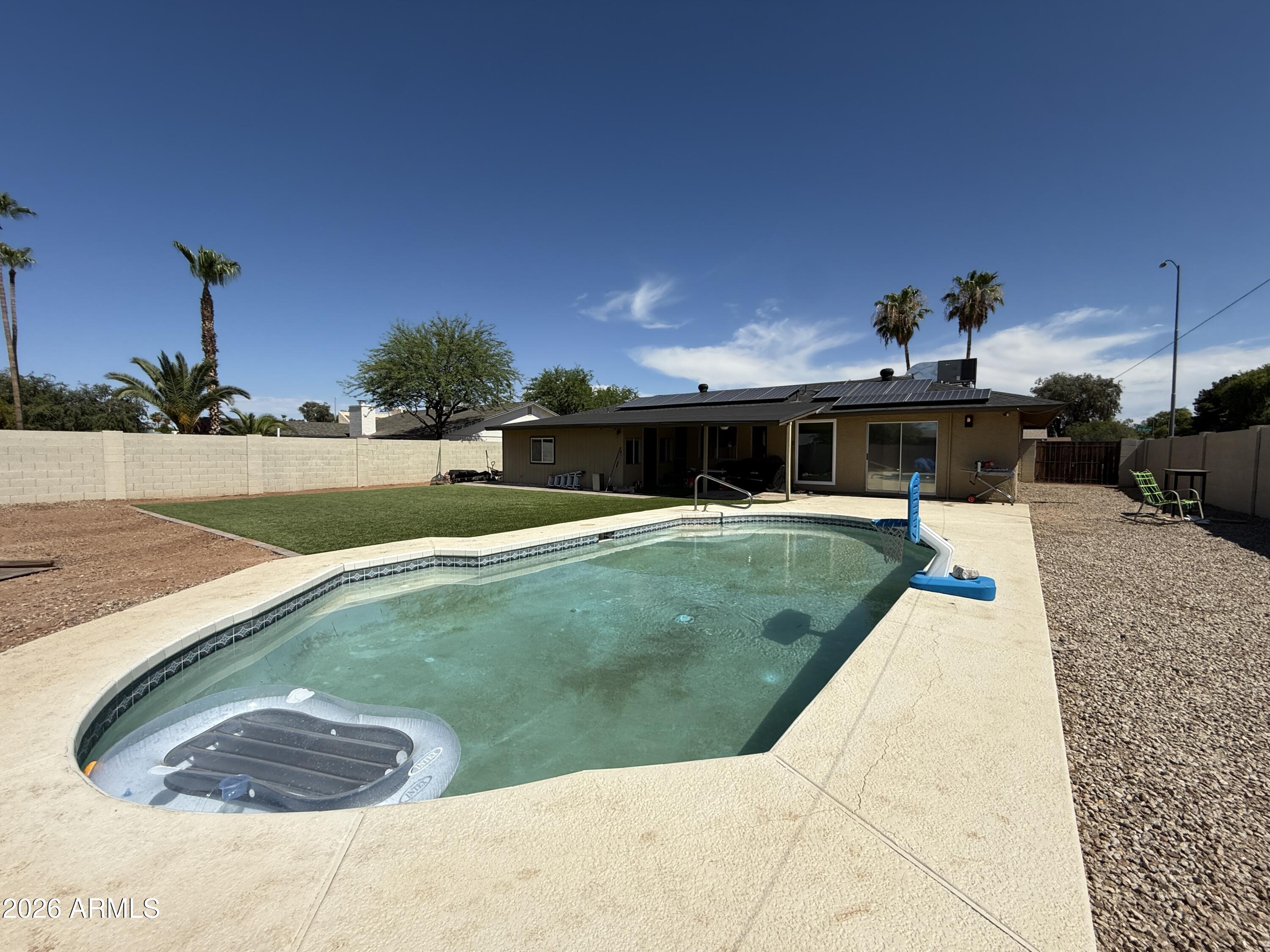 3155 E El Moro Avenue — photo