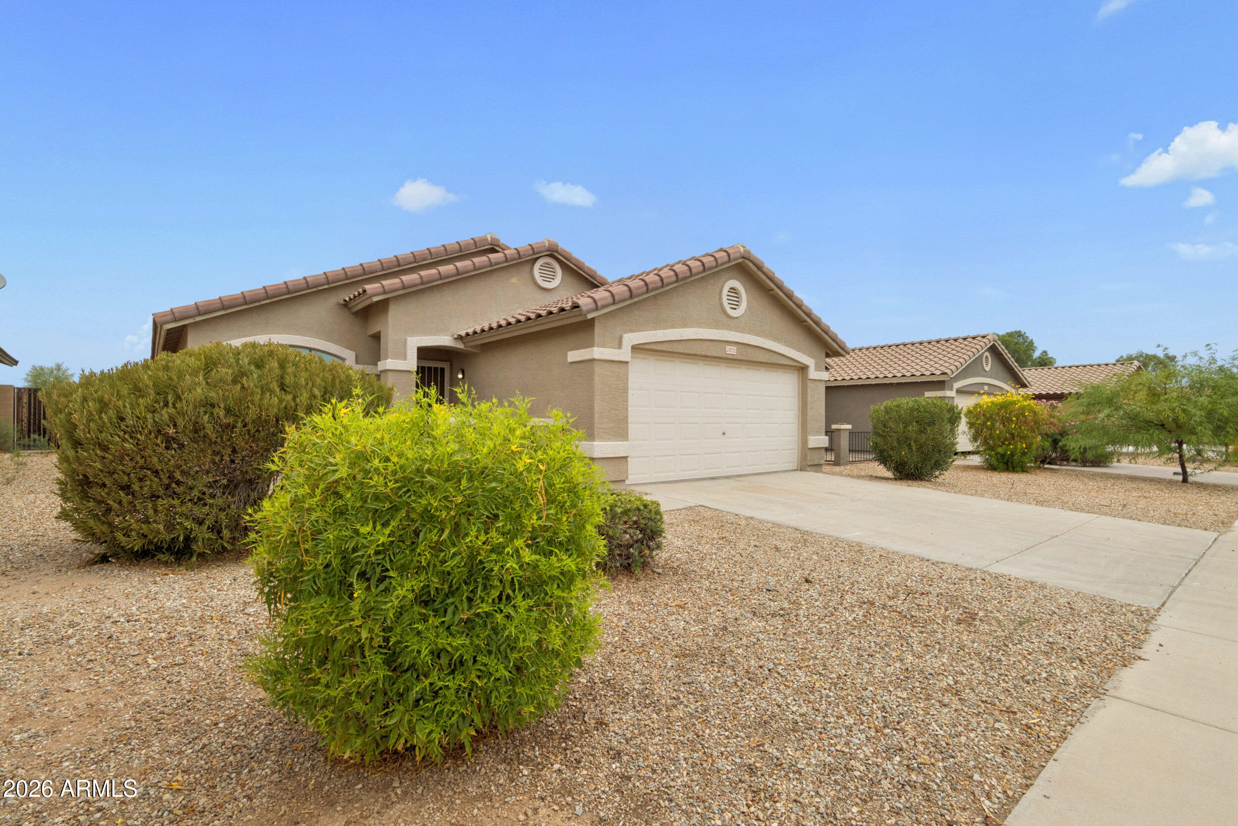 25772 W Kendall Street — photo