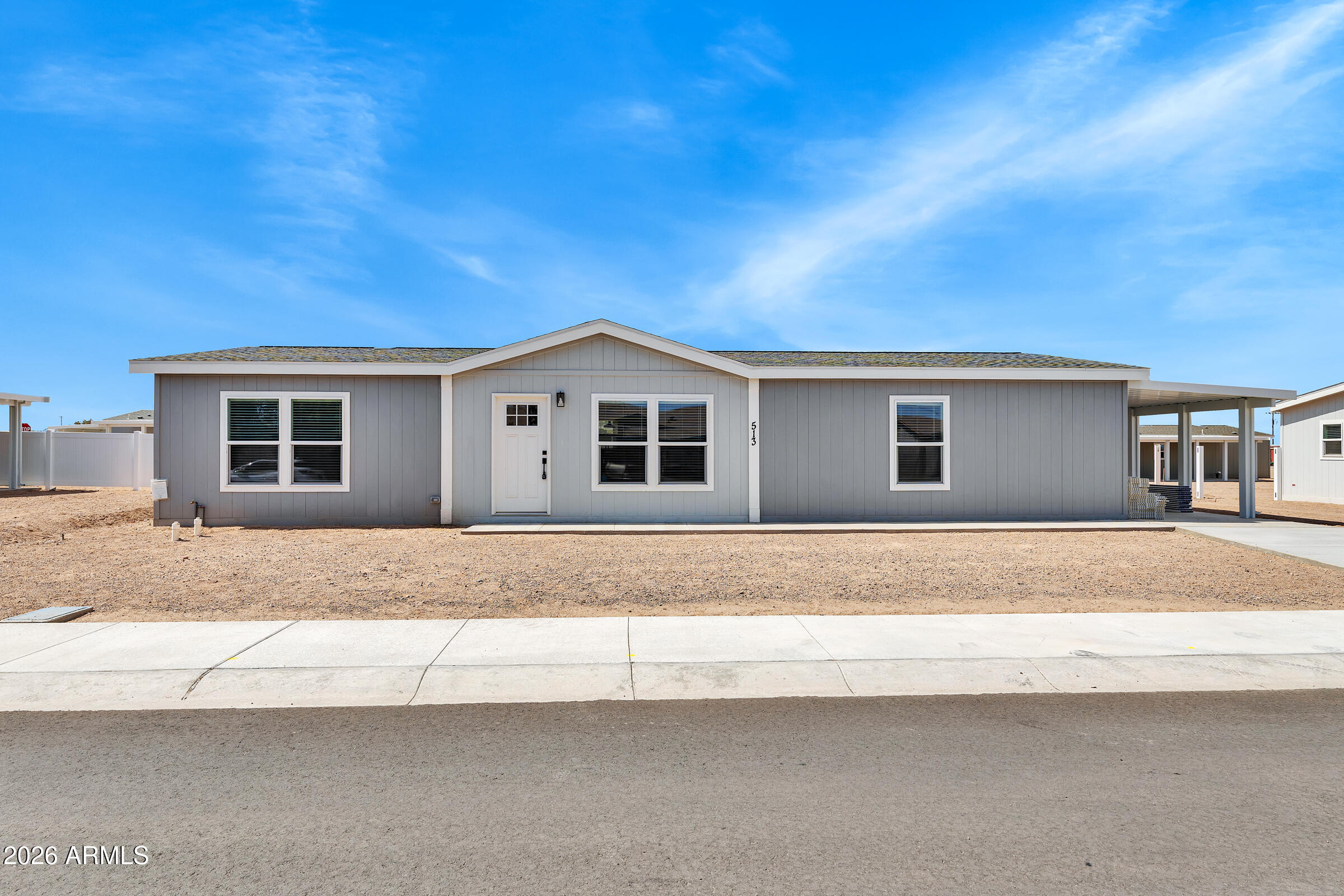 512 W Michelle Street — photo