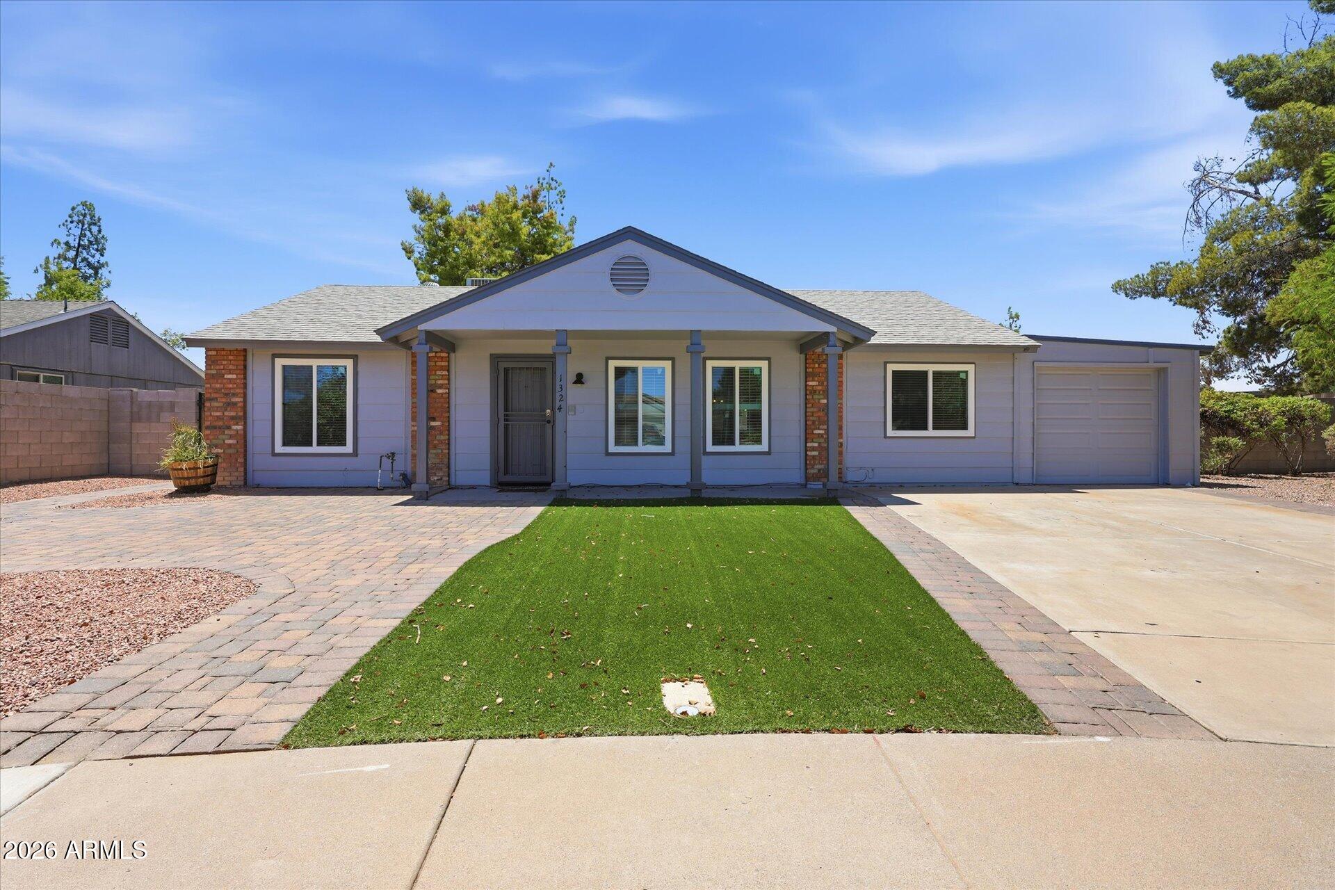 1324 N Jentilly Court — photo