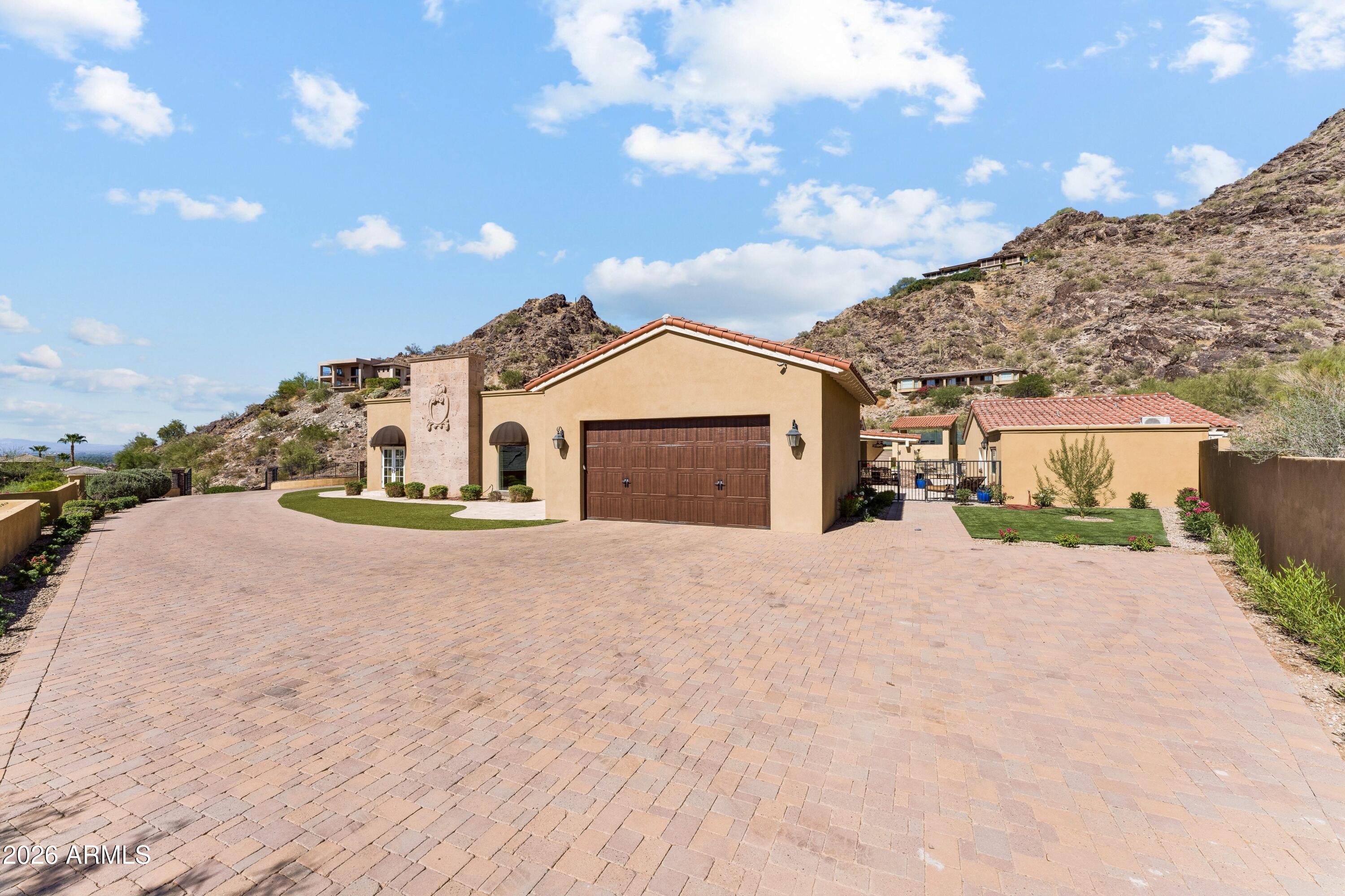 5315 E Paradise Canyon Road — photo