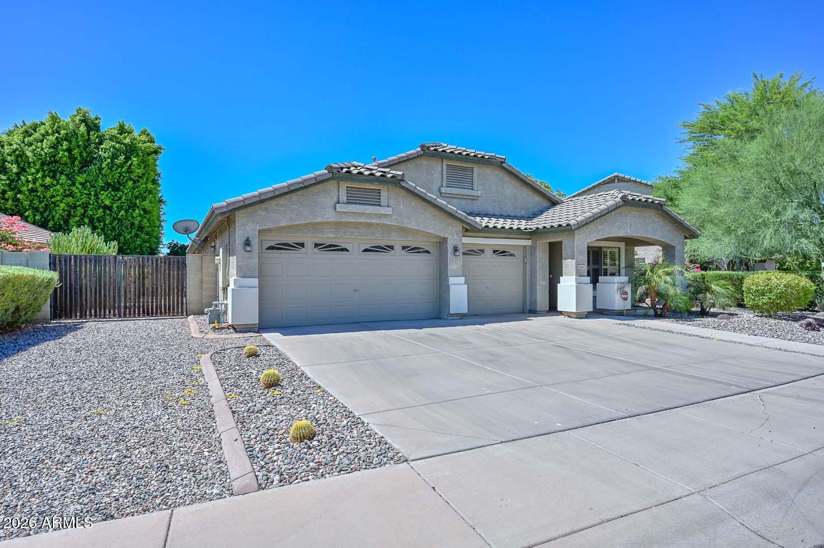 11225 W Cambridge Avenue — photo