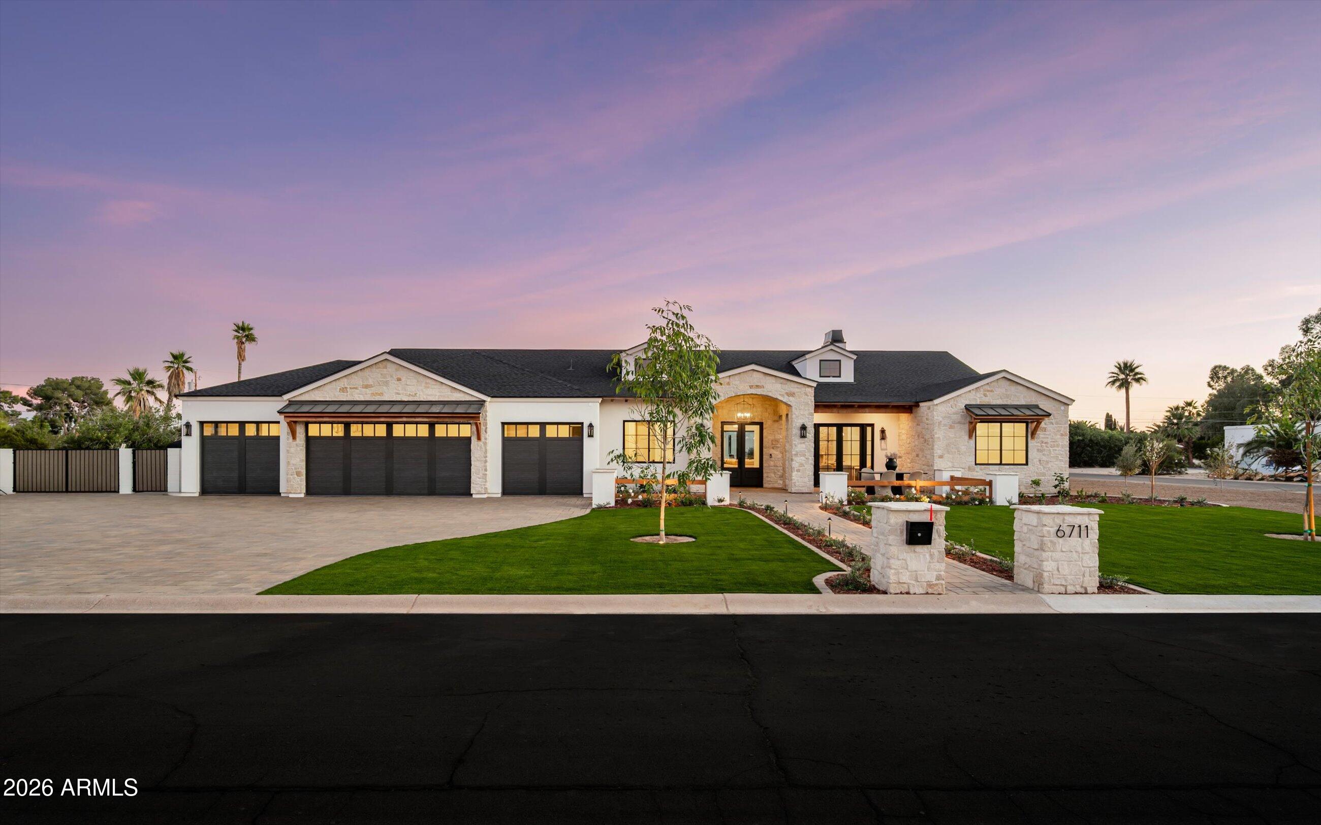 6711 E Jenan Drive — photo
