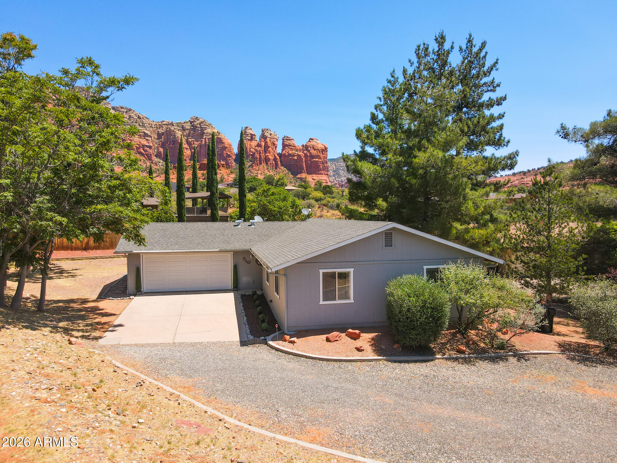 710 Sunshine Lane — photo