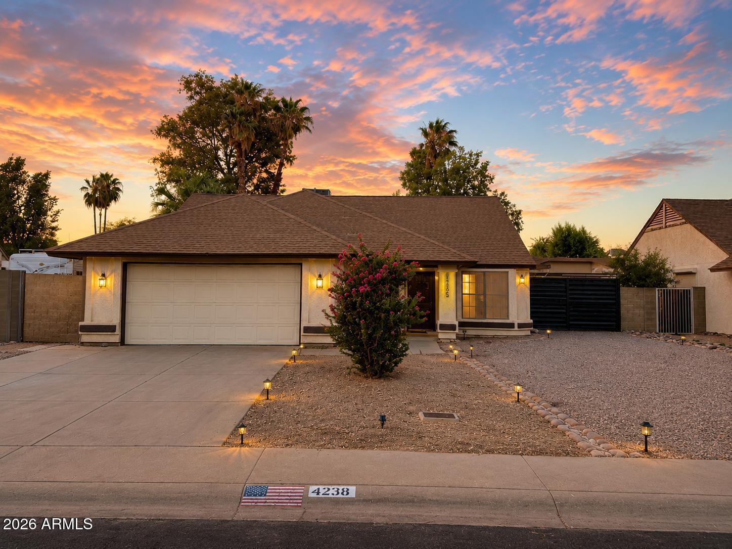 4238 E Everett Drive — photo