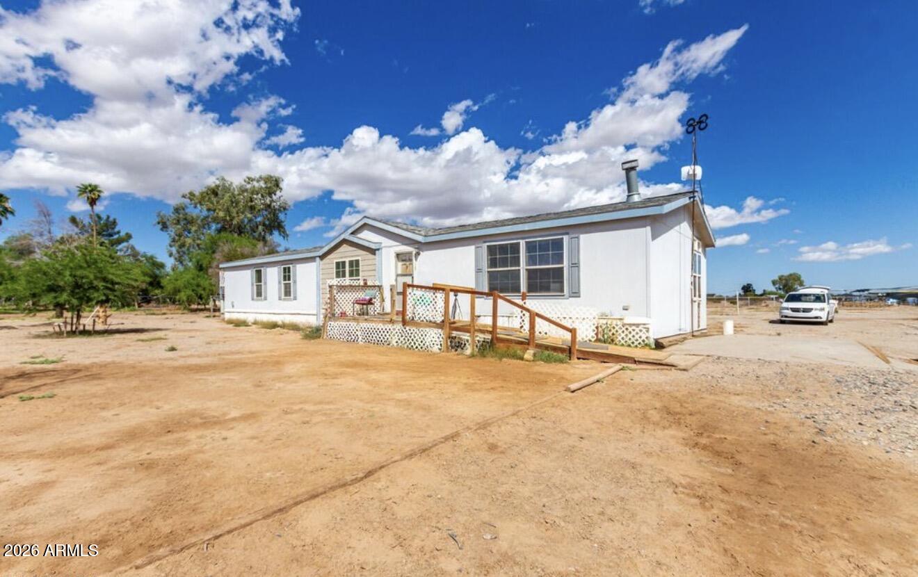51606 W Mayer Boulevard — photo