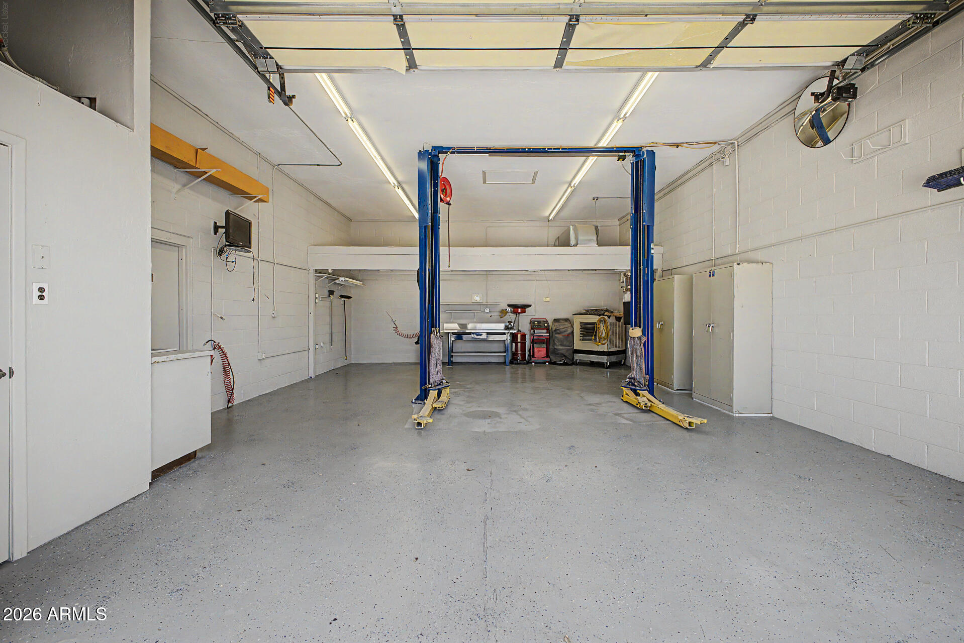 1256 W Devonshire Street — photo