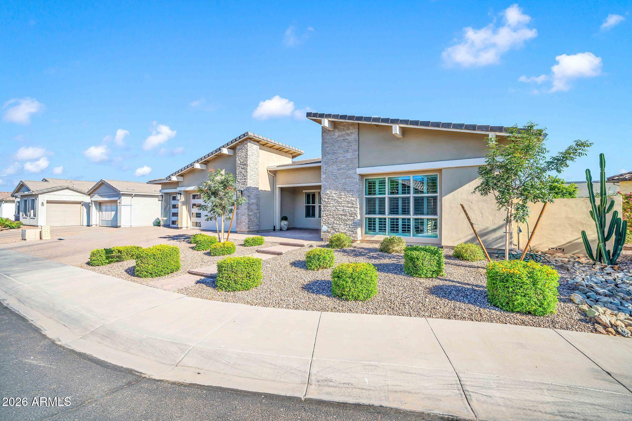 13851 W Blossom Way — photo