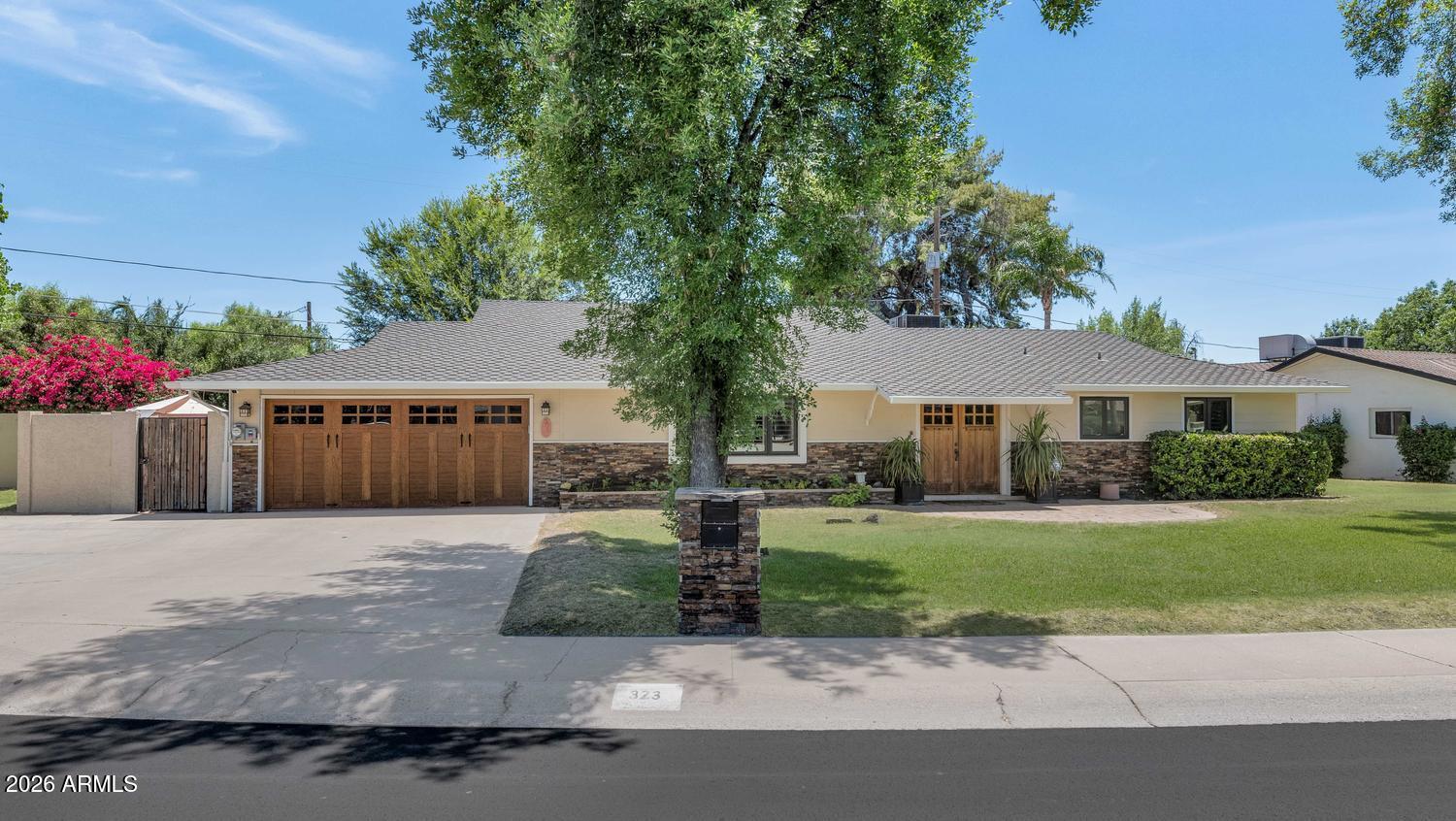 323 W Butler Drive — photo