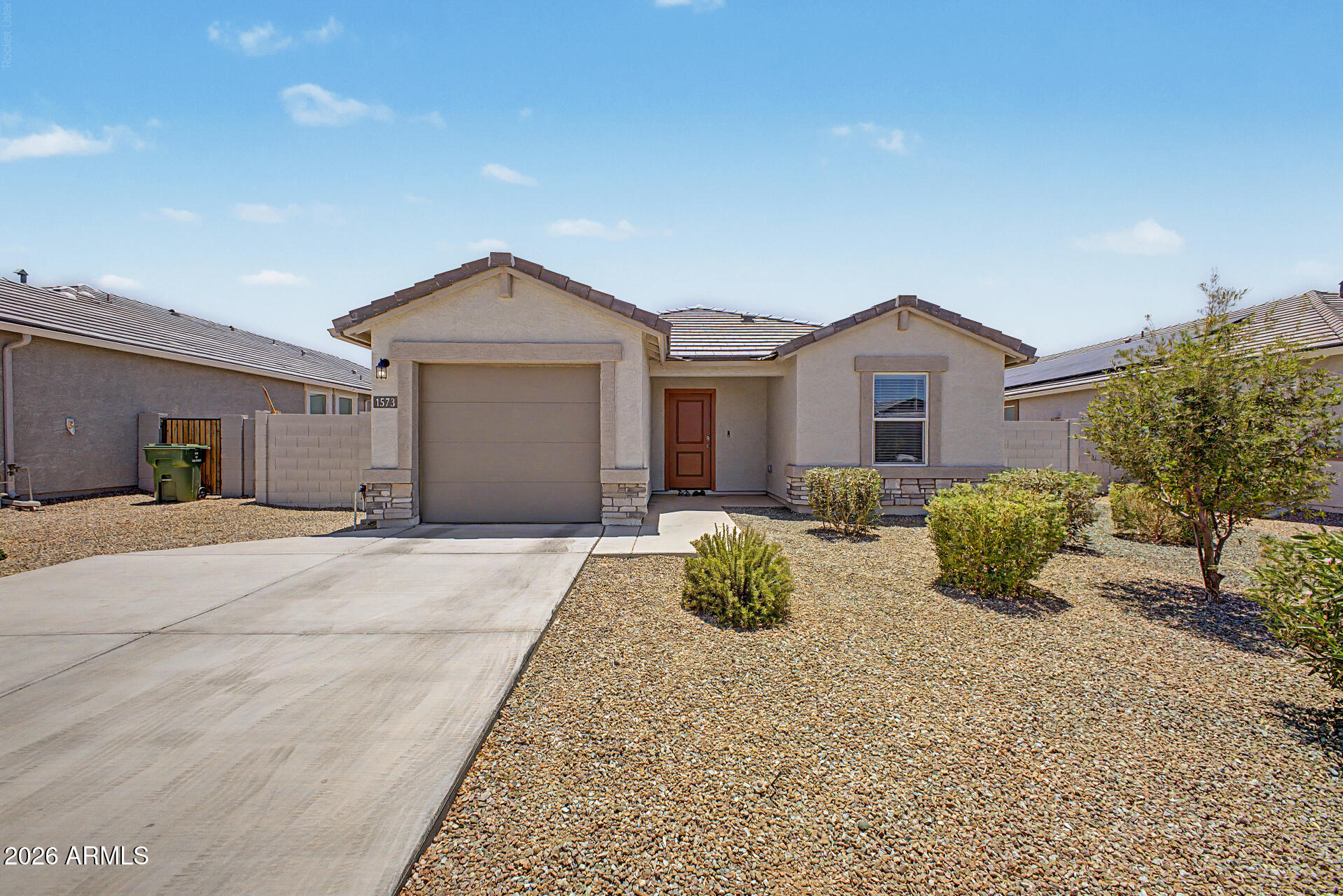 1573 E Squire Drive — photo
