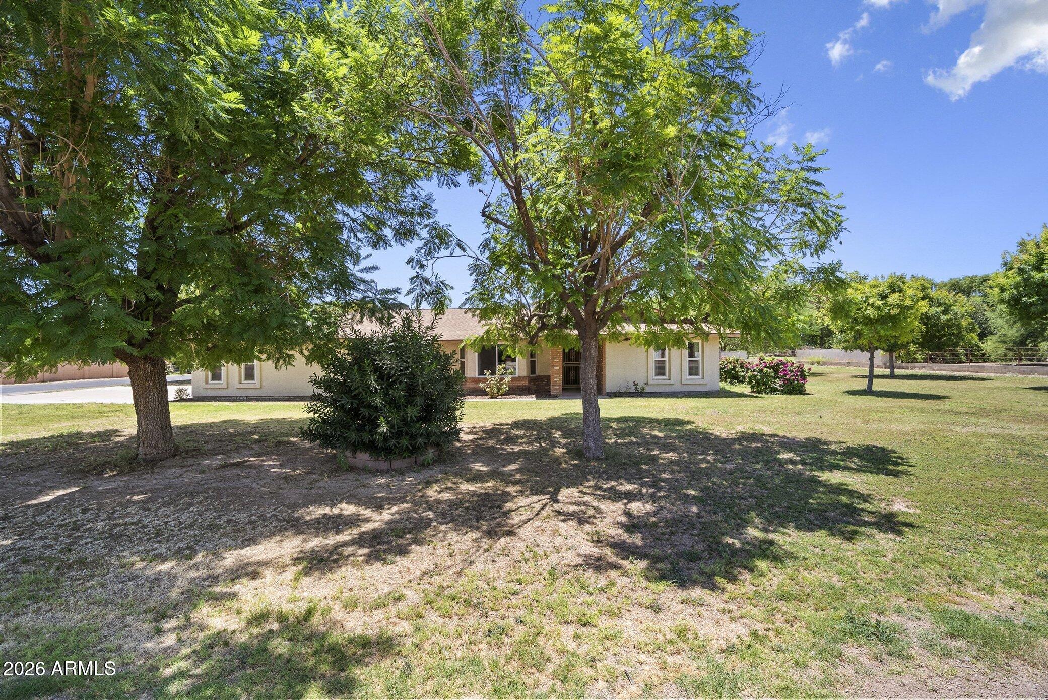 16501 W Magnolia Street — photo