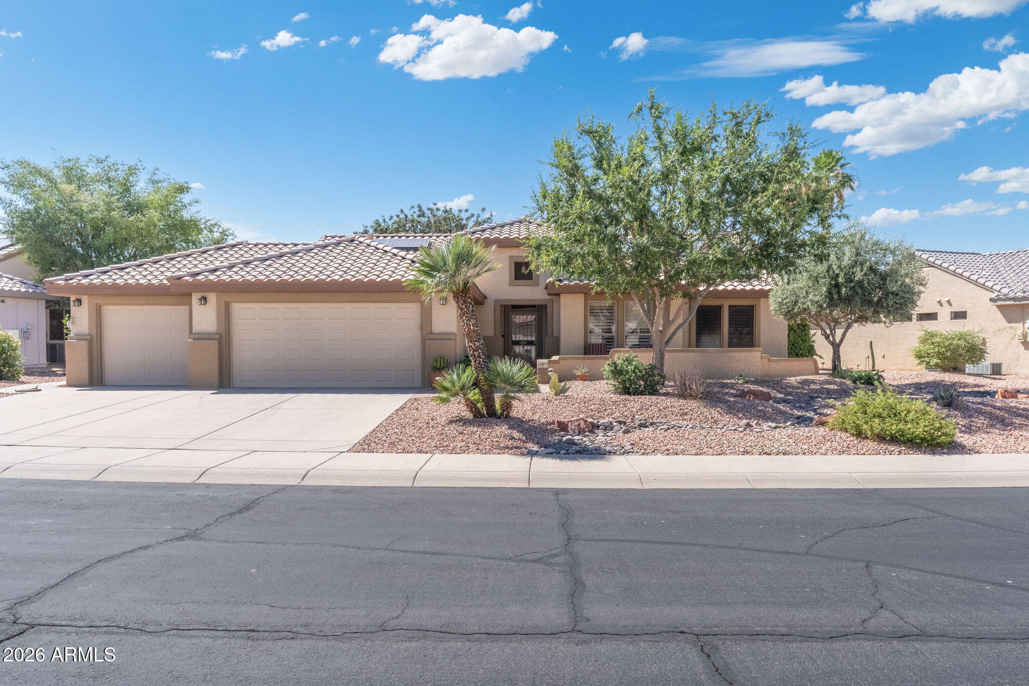 16226 W Tamarack Lane — photo