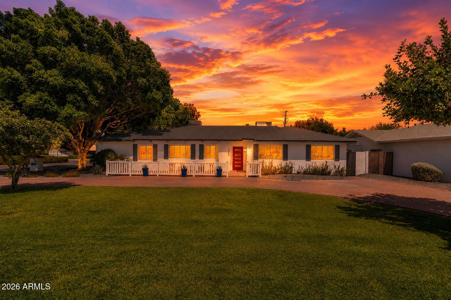 6905 E Mariposa Drive — photo
