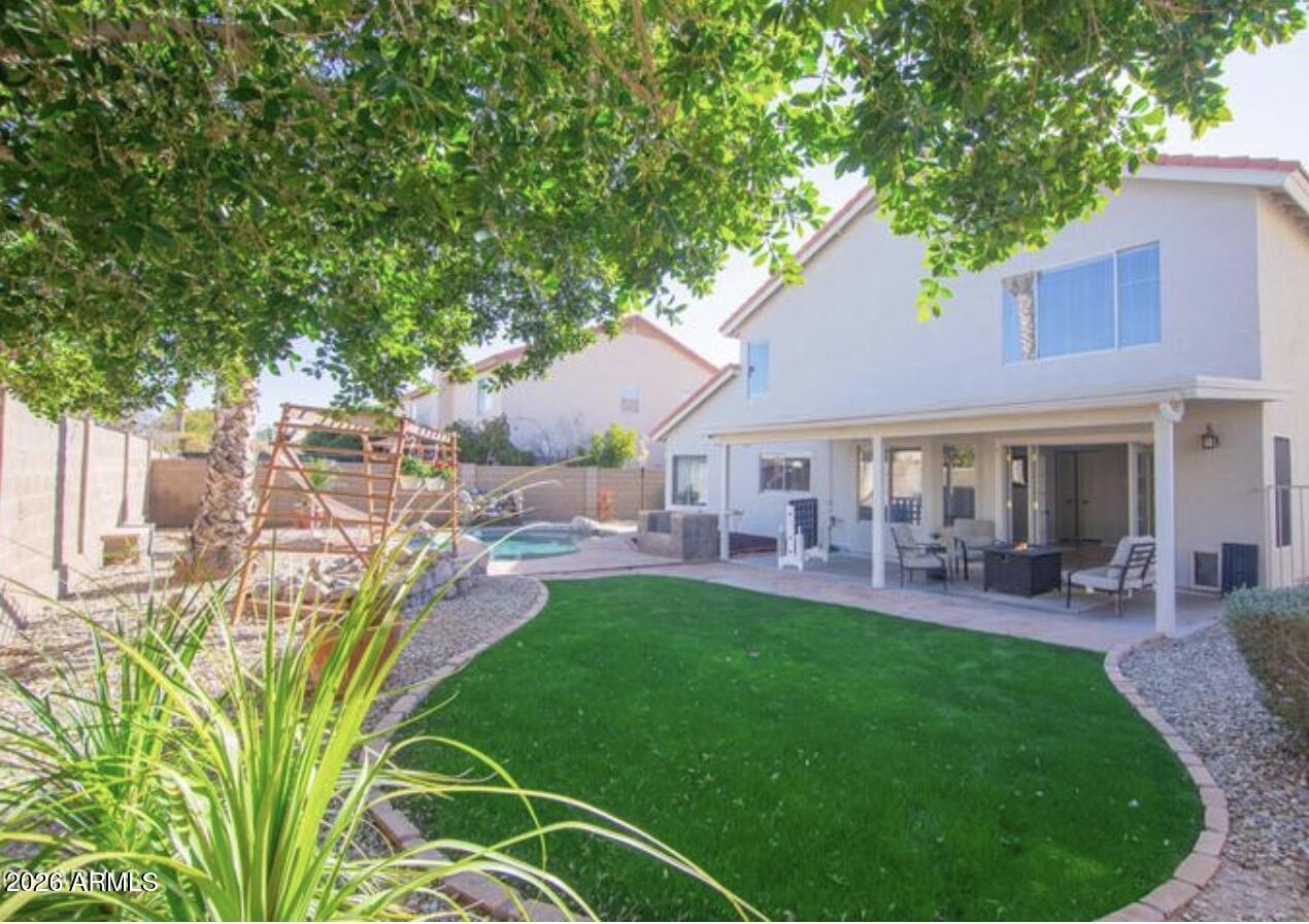 11410 W Rosewood Drive — photo