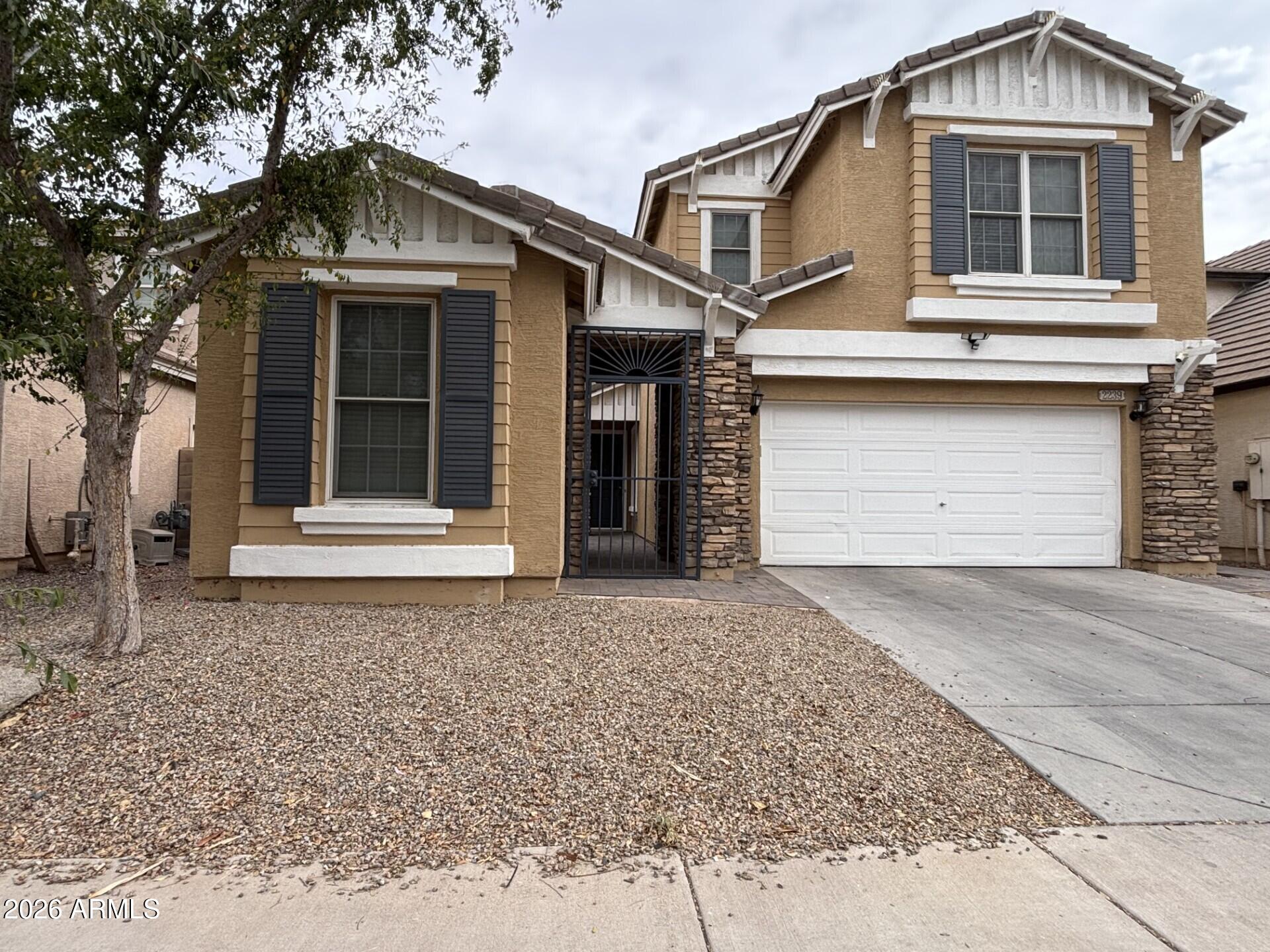 2239 E Bowker Street — photo