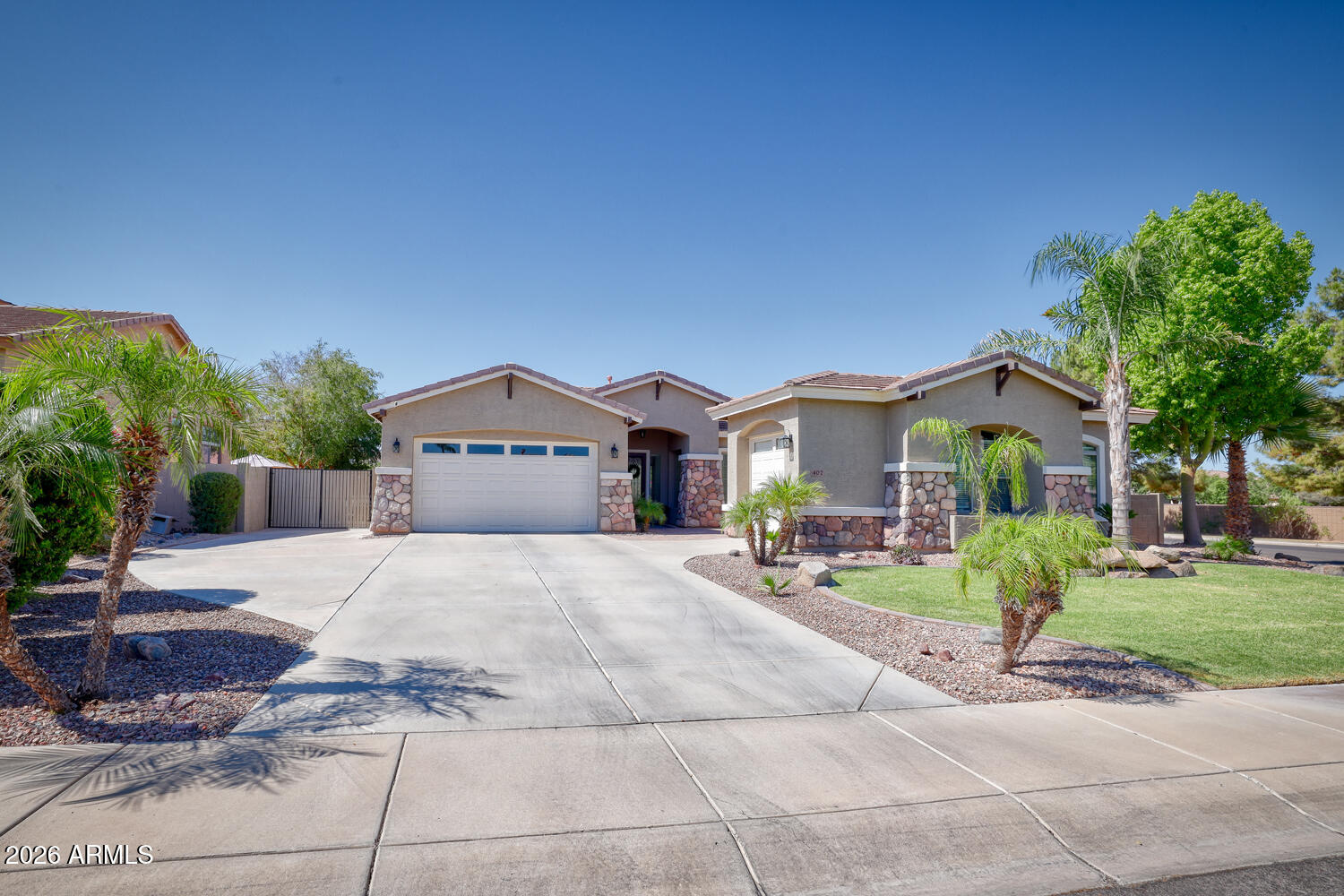 407 E Tonto Place — photo