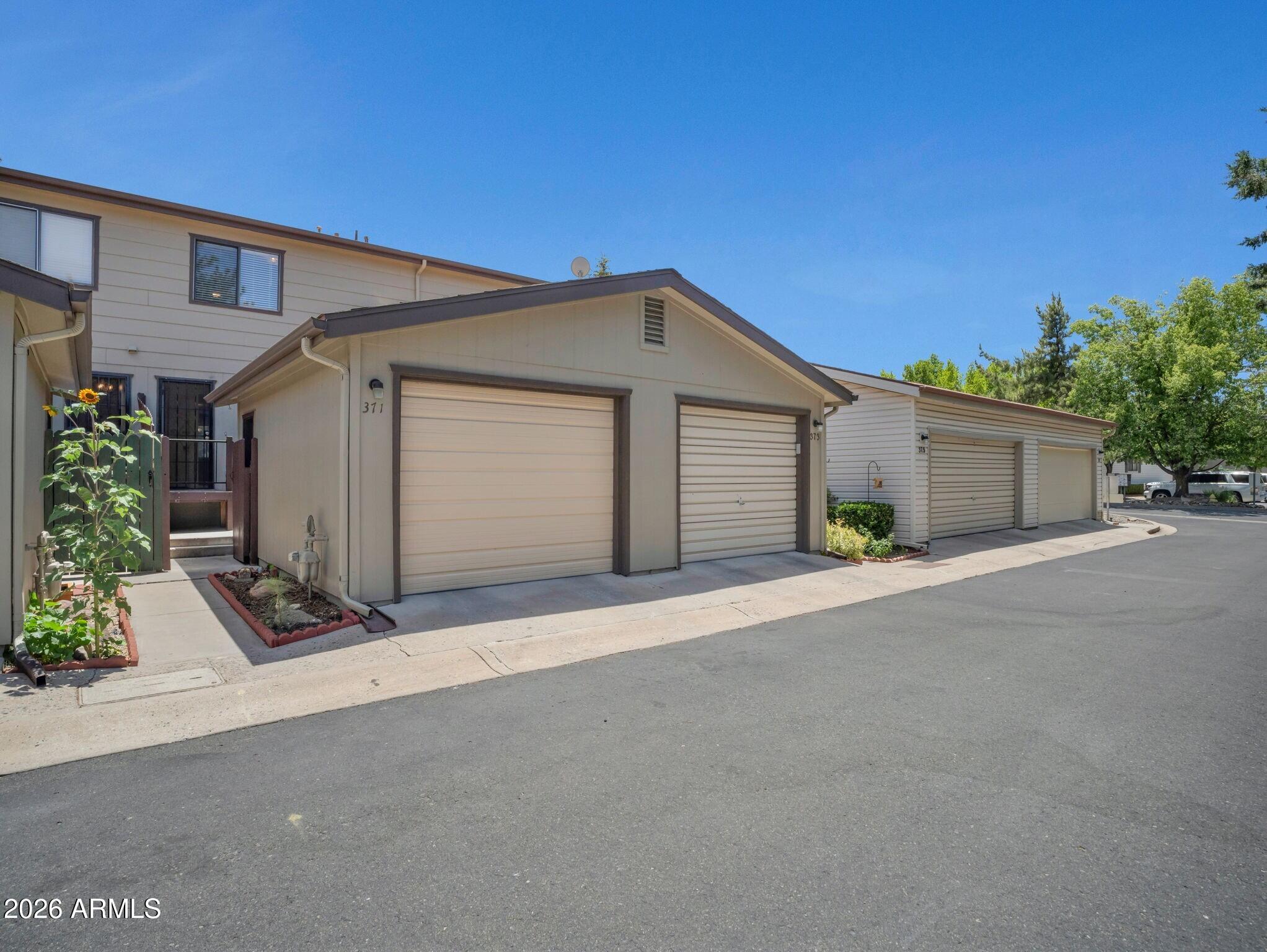 371 Rim Rock Circle 2 — photo