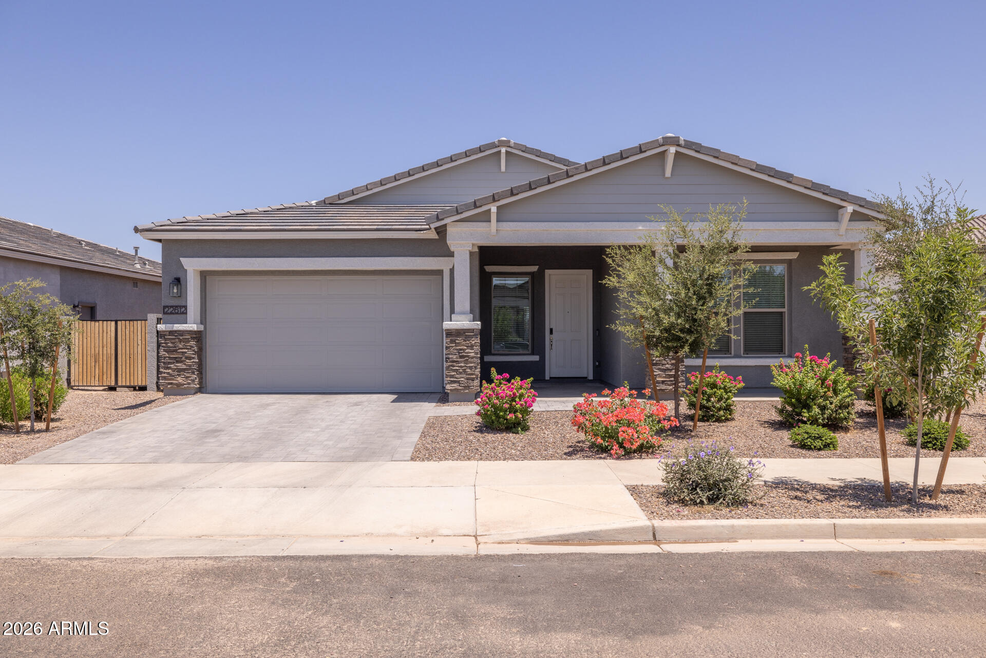 22612 E Lords Way — photo