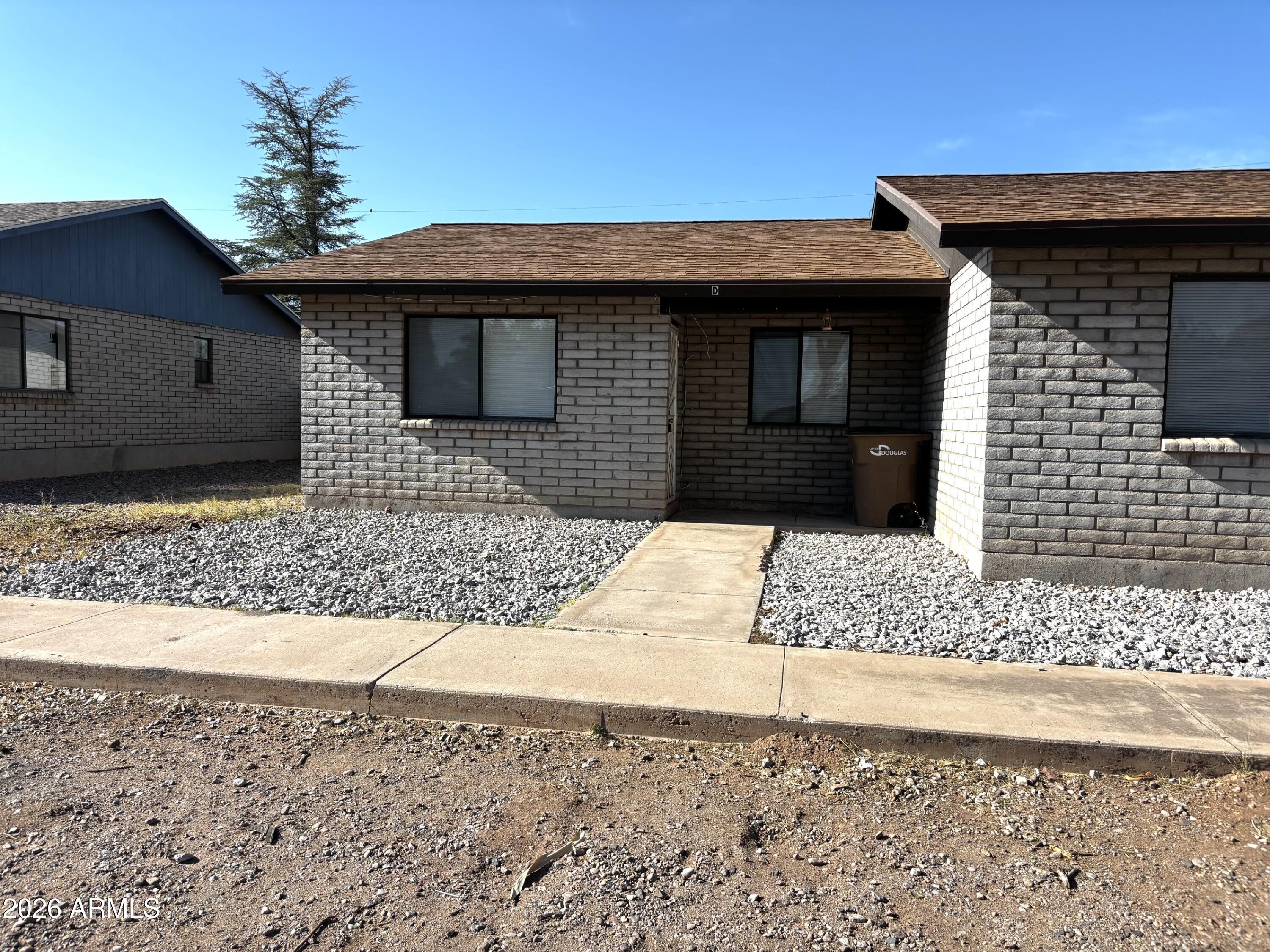 2135 Hohokam Drive — photo