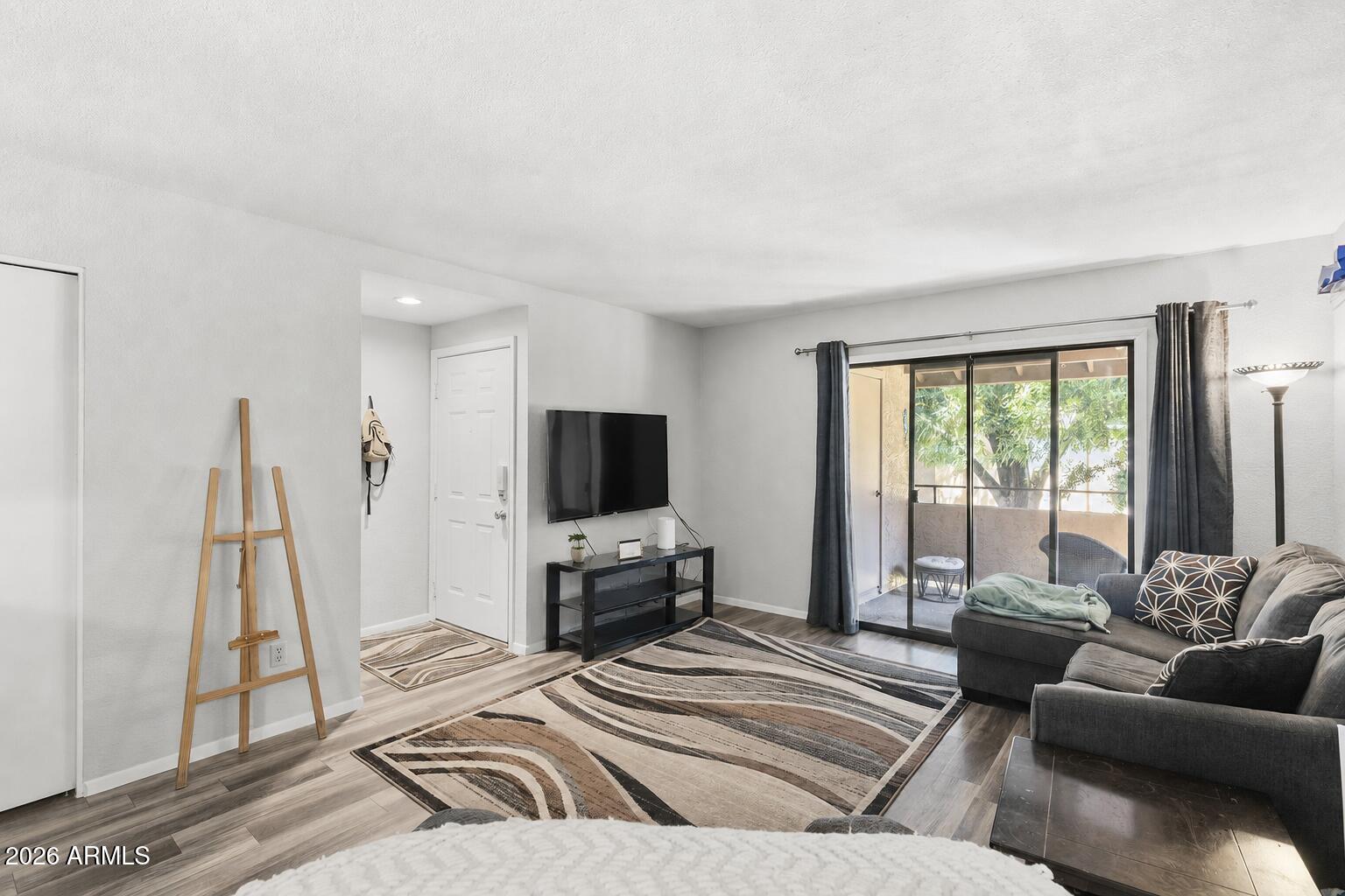 2146 W Isabella Avenue 215 — photo