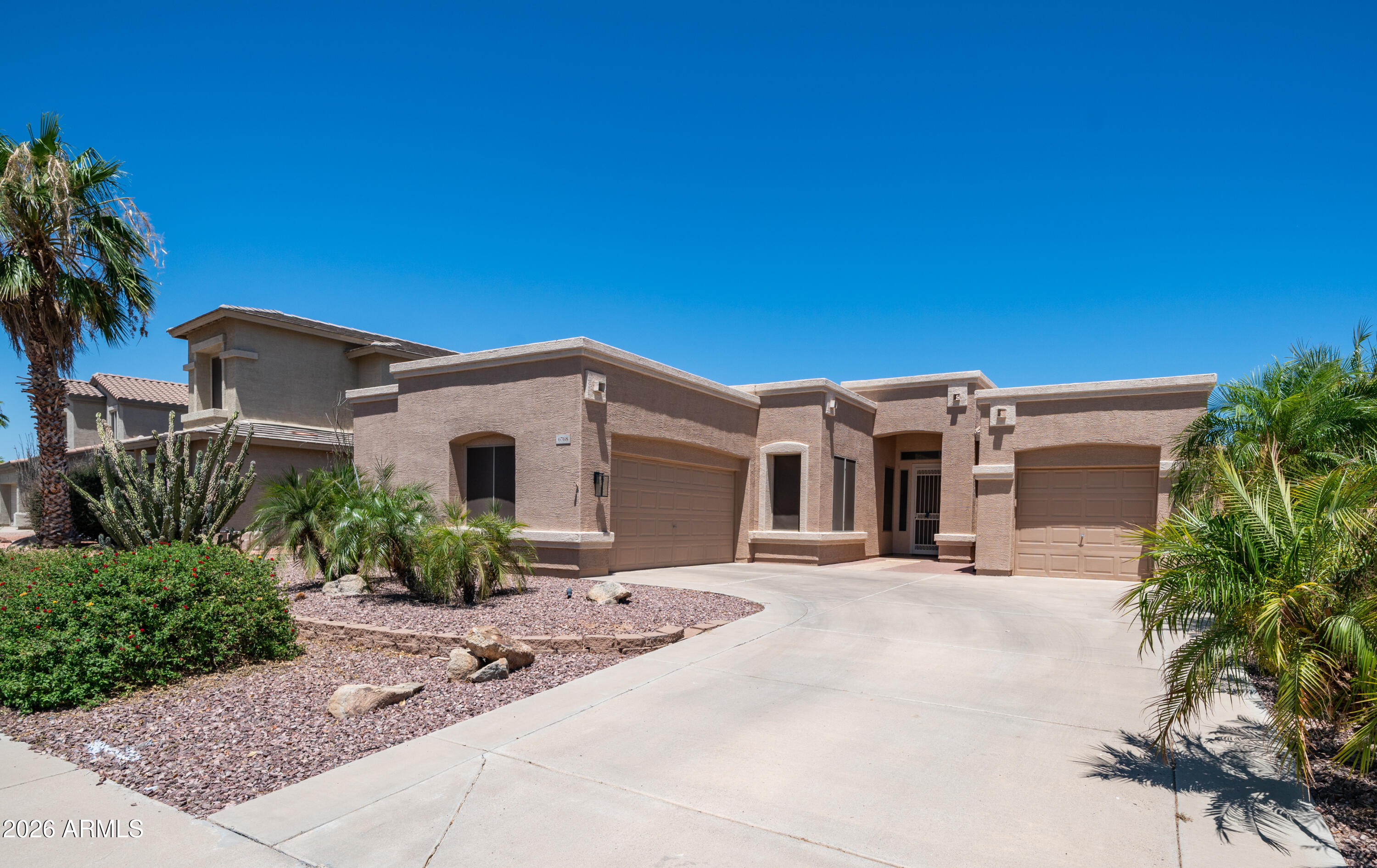 6768 W Lone Cactus Drive — photo