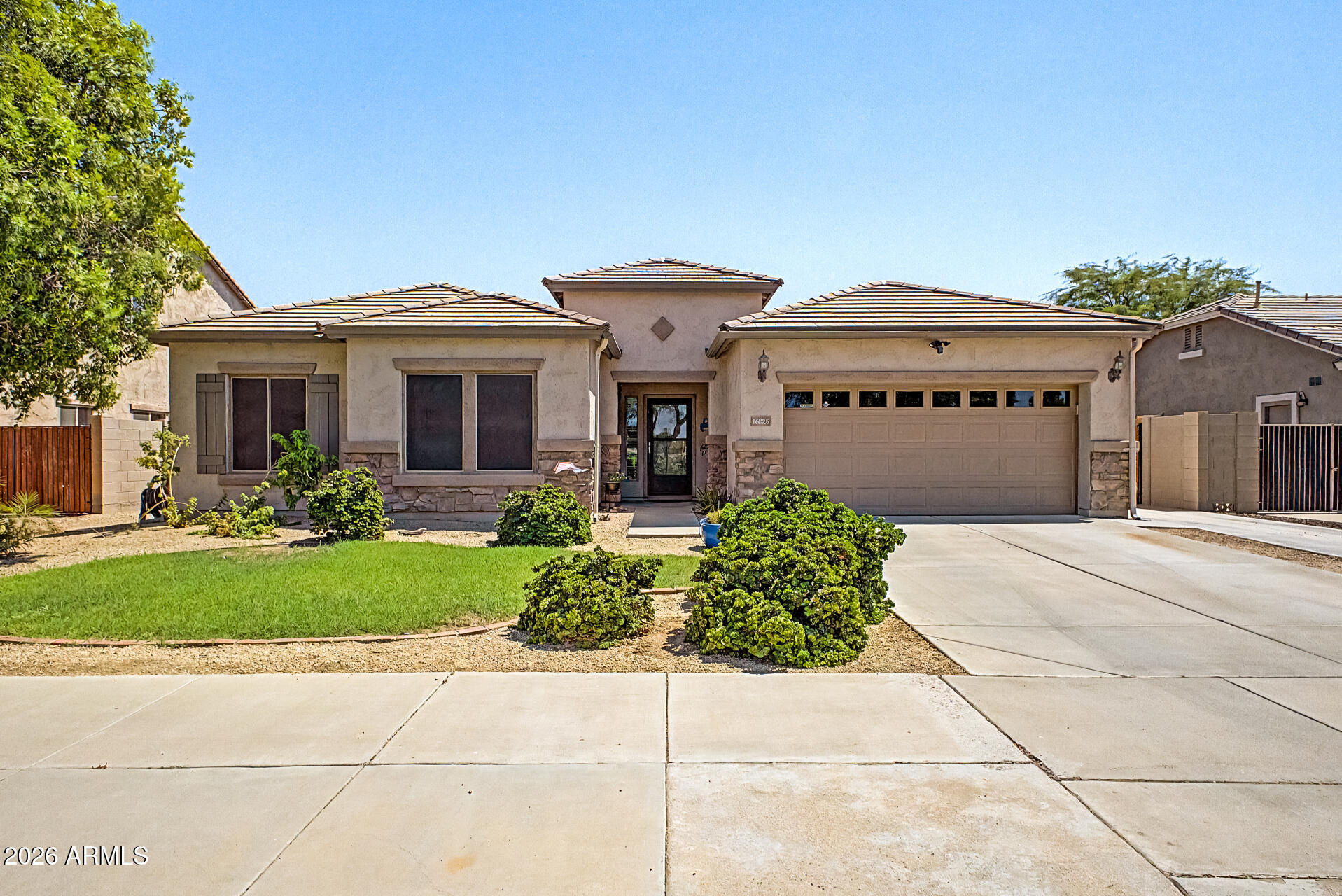 16825 W Mohave Street — photo