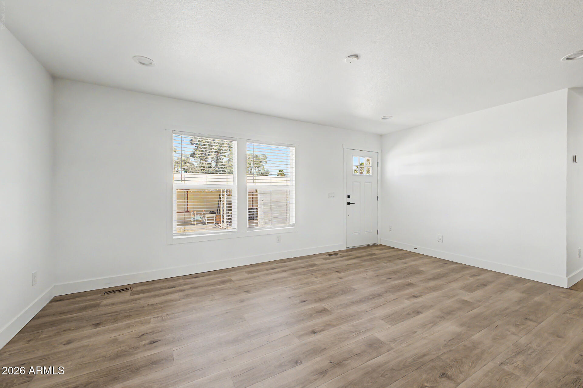 1091 S Cedar Drive, Apache Junction, AZ 85120 — photo 3