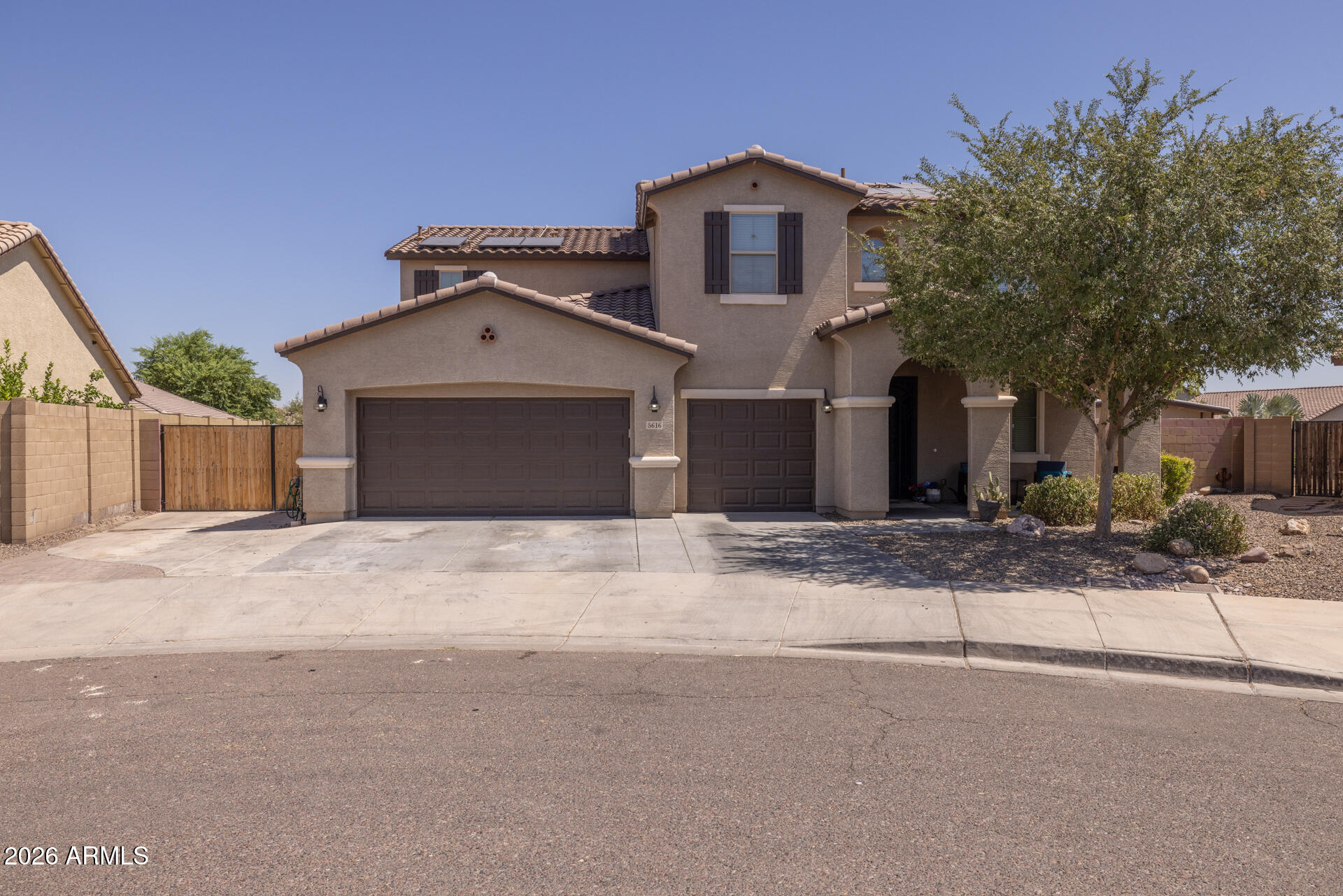 5616 W Gwen Street — photo