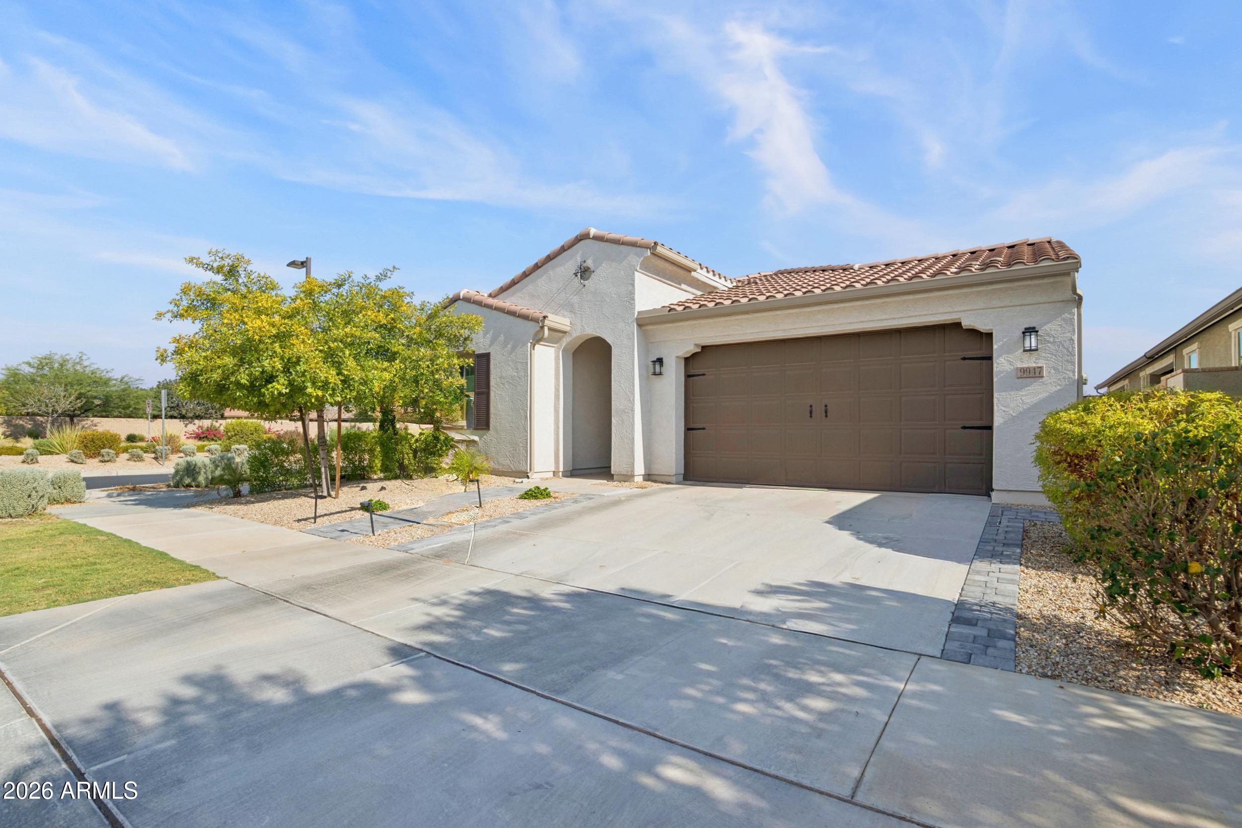 9947 E Thornbush Avenue — photo